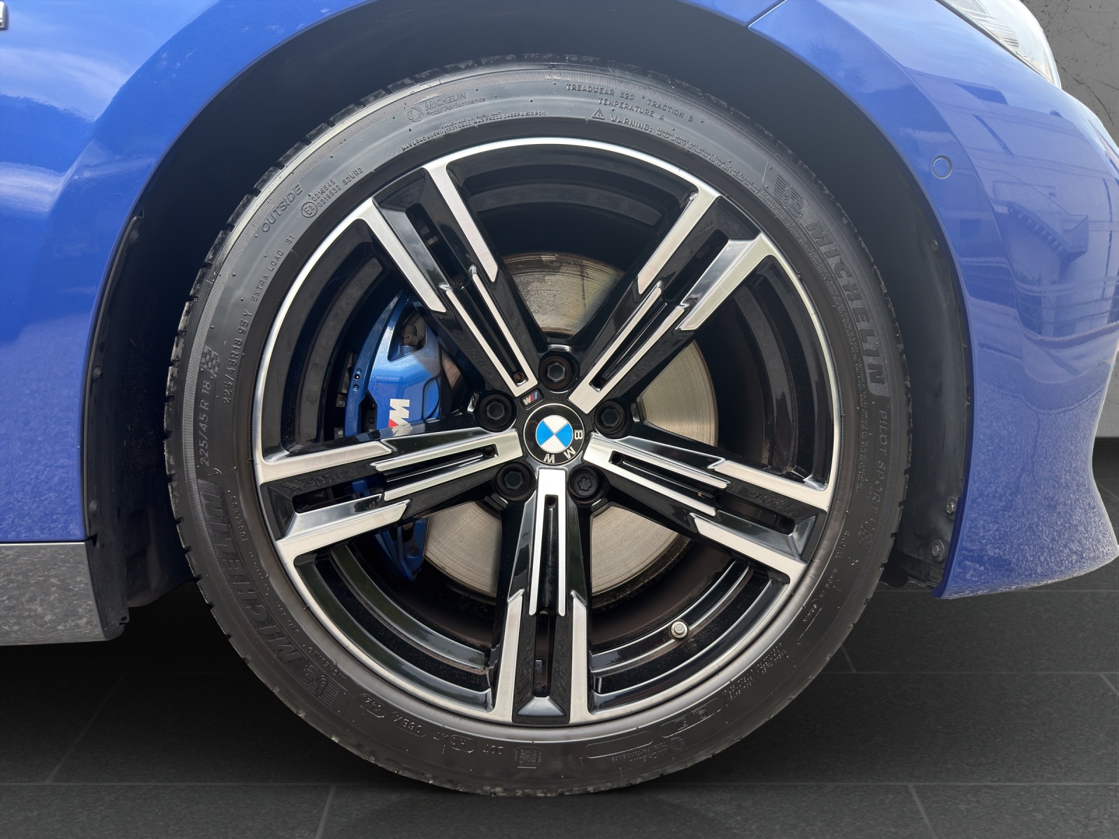 BMW 220i M Sport-image-9
