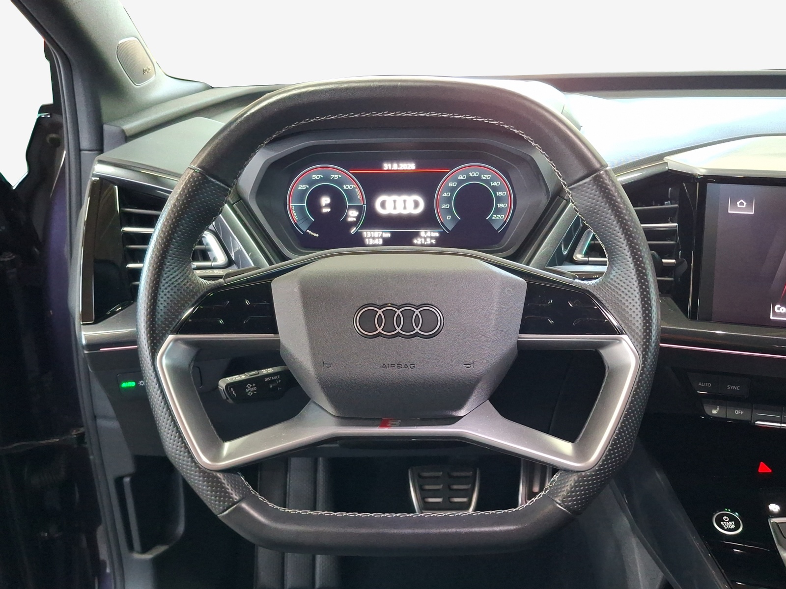 AUDI Q4 Sportback e-tron 50 quattro-image-10
