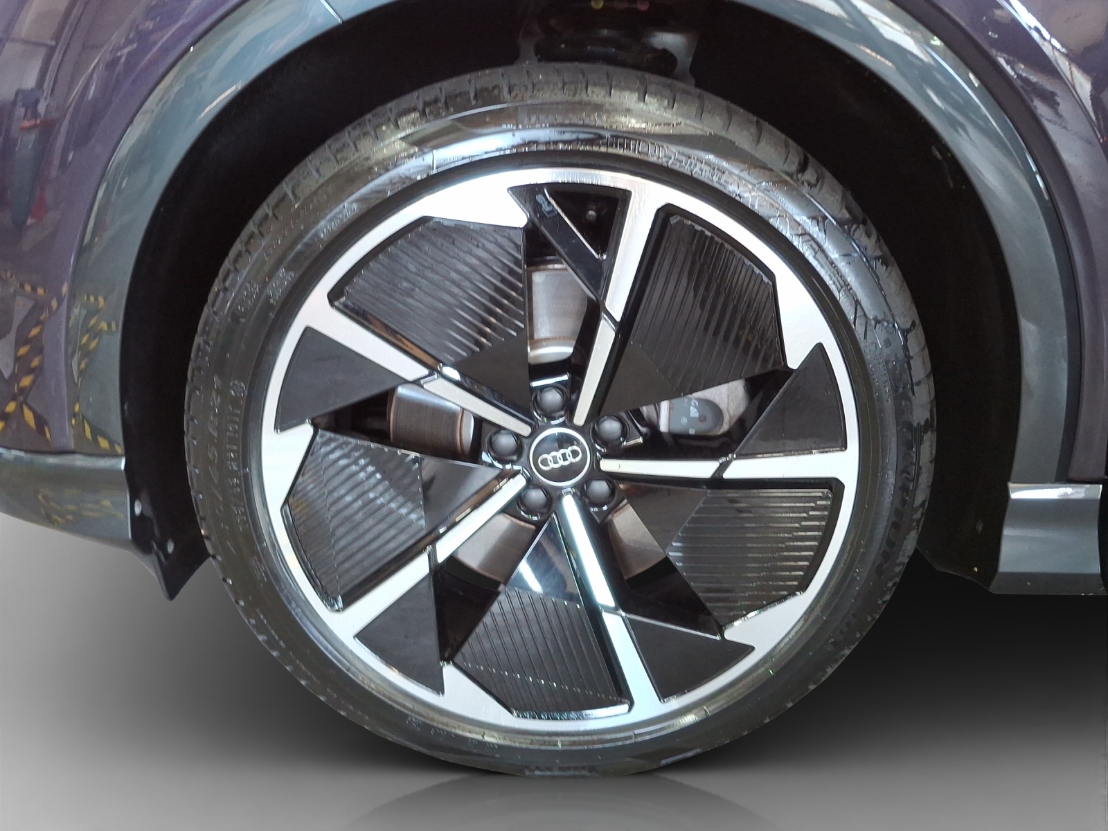 AUDI Q4 Sportback e-tron 50 quattro-image-15