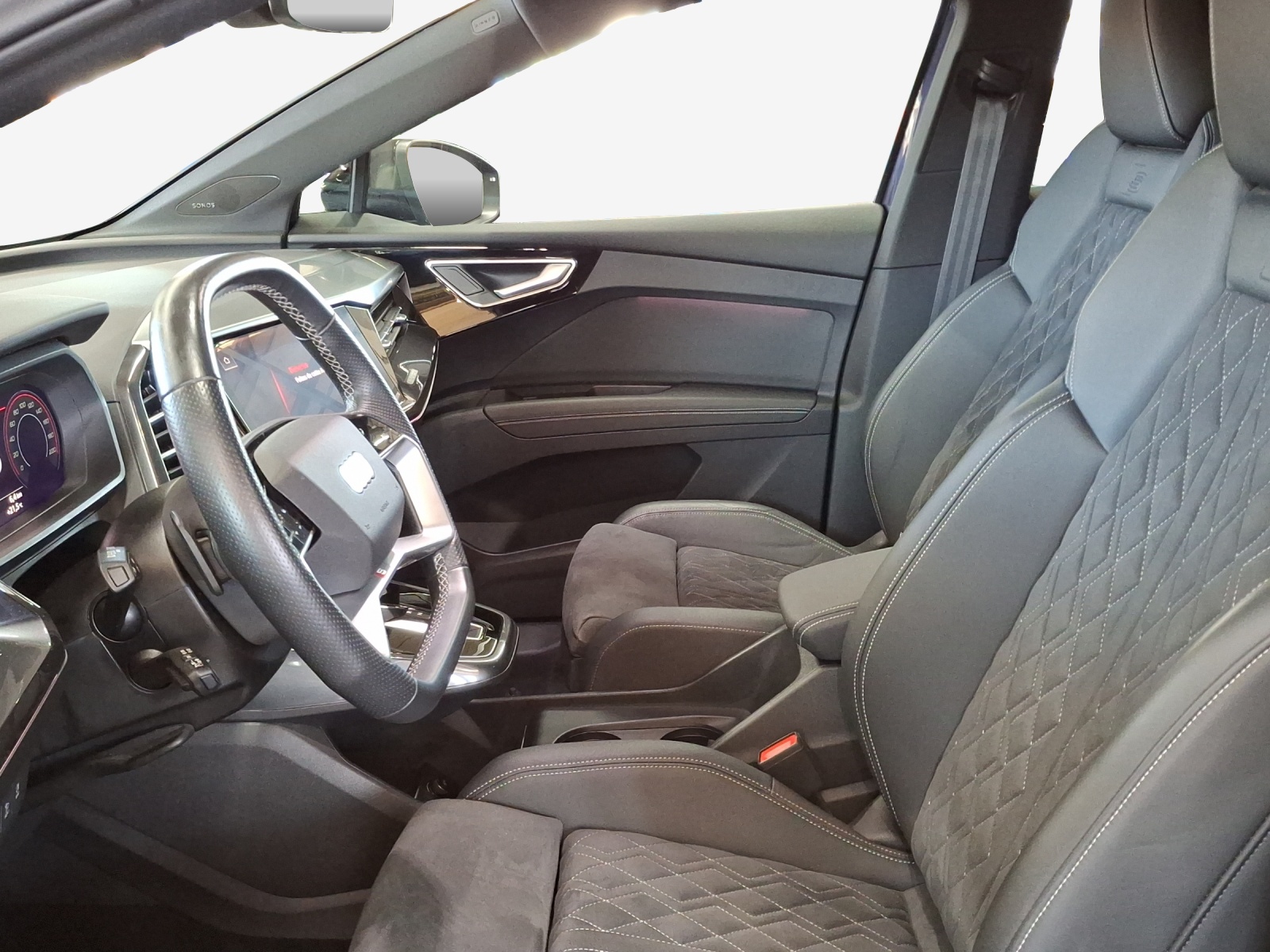 AUDI Q4 Sportback e-tron 50 quattro-image-8
