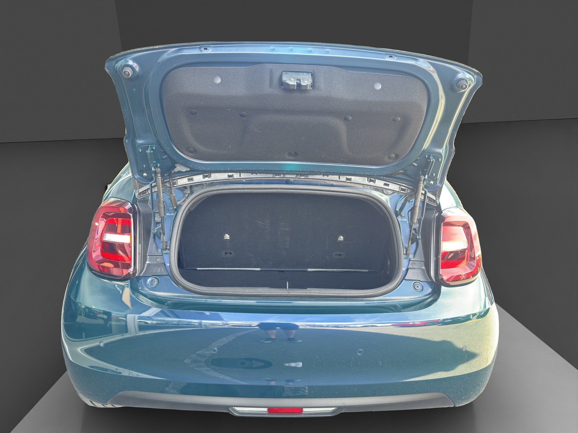 FIAT 500 C electric 87 kW Icon-image-17