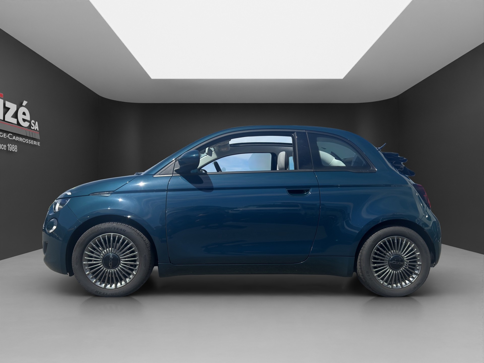 FIAT 500 C electric 87 kW Icon-showroom-element-3