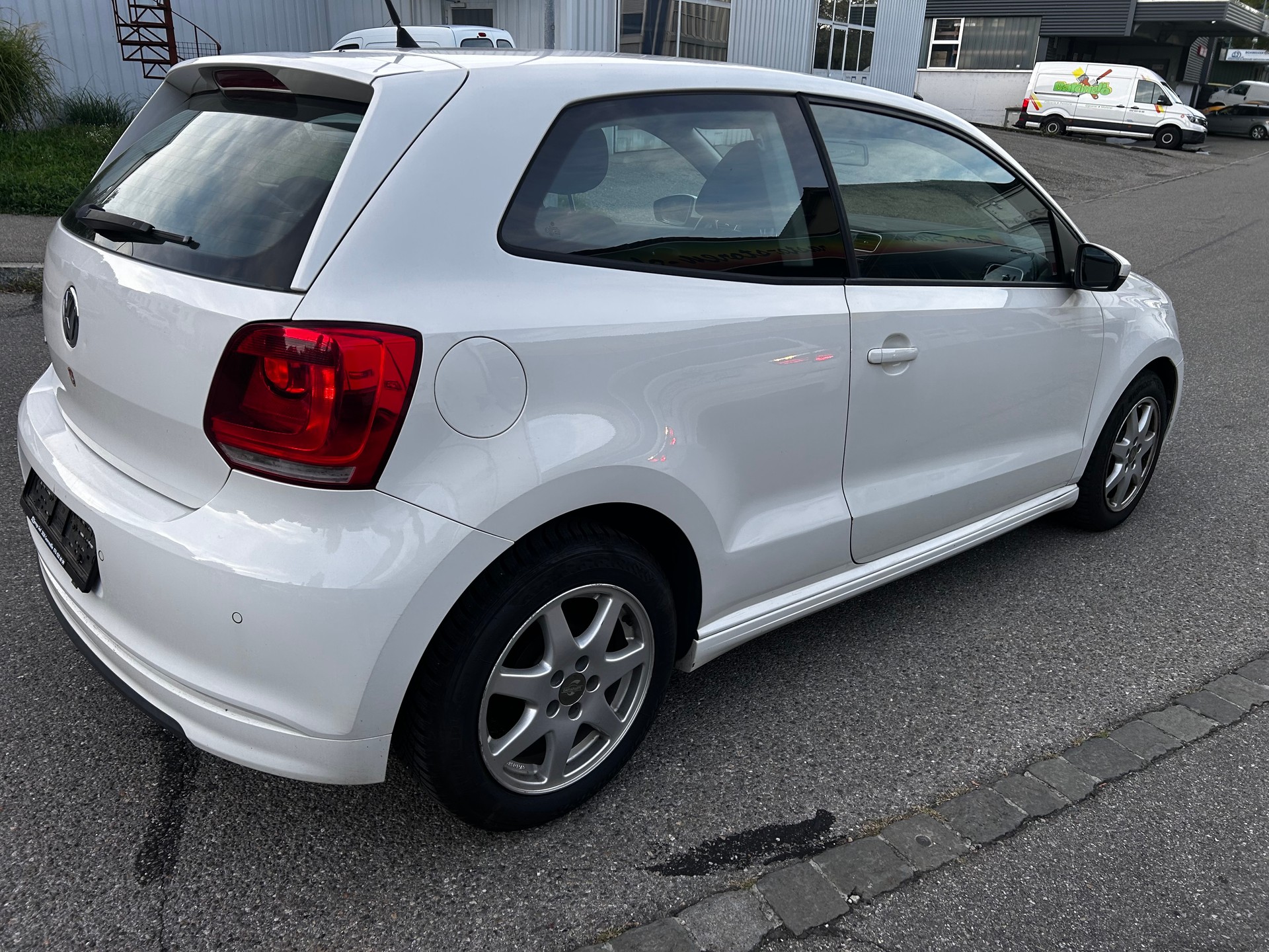 VW Polo 1.2 TDI BlueMotion Trendline-image-5