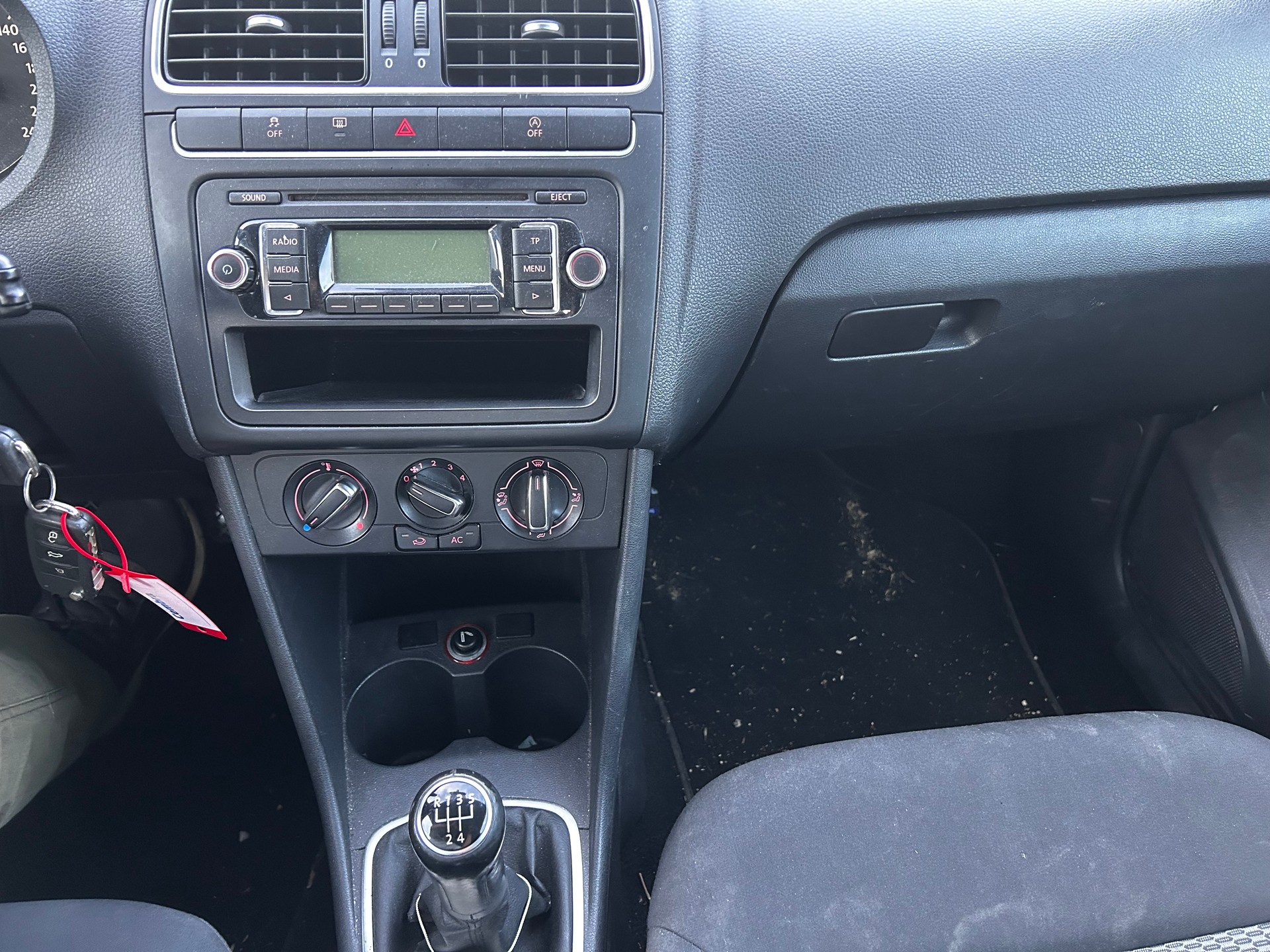 VW Polo 1.2 TDI BlueMotion Trendline-image-11