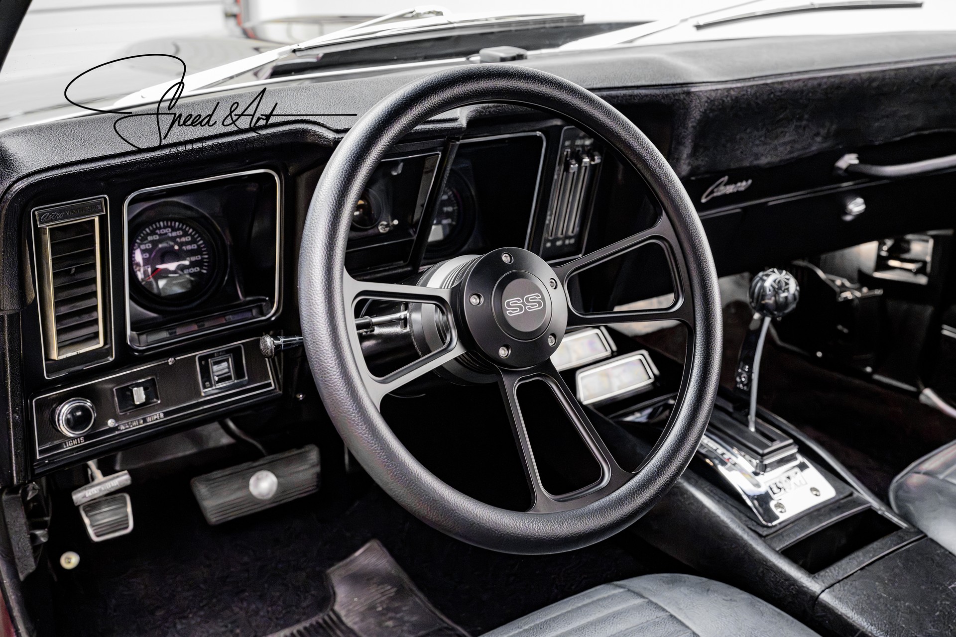 CHEVROLET CAMARO RS/SS 350 GM SUISSE BIENNE-image-11