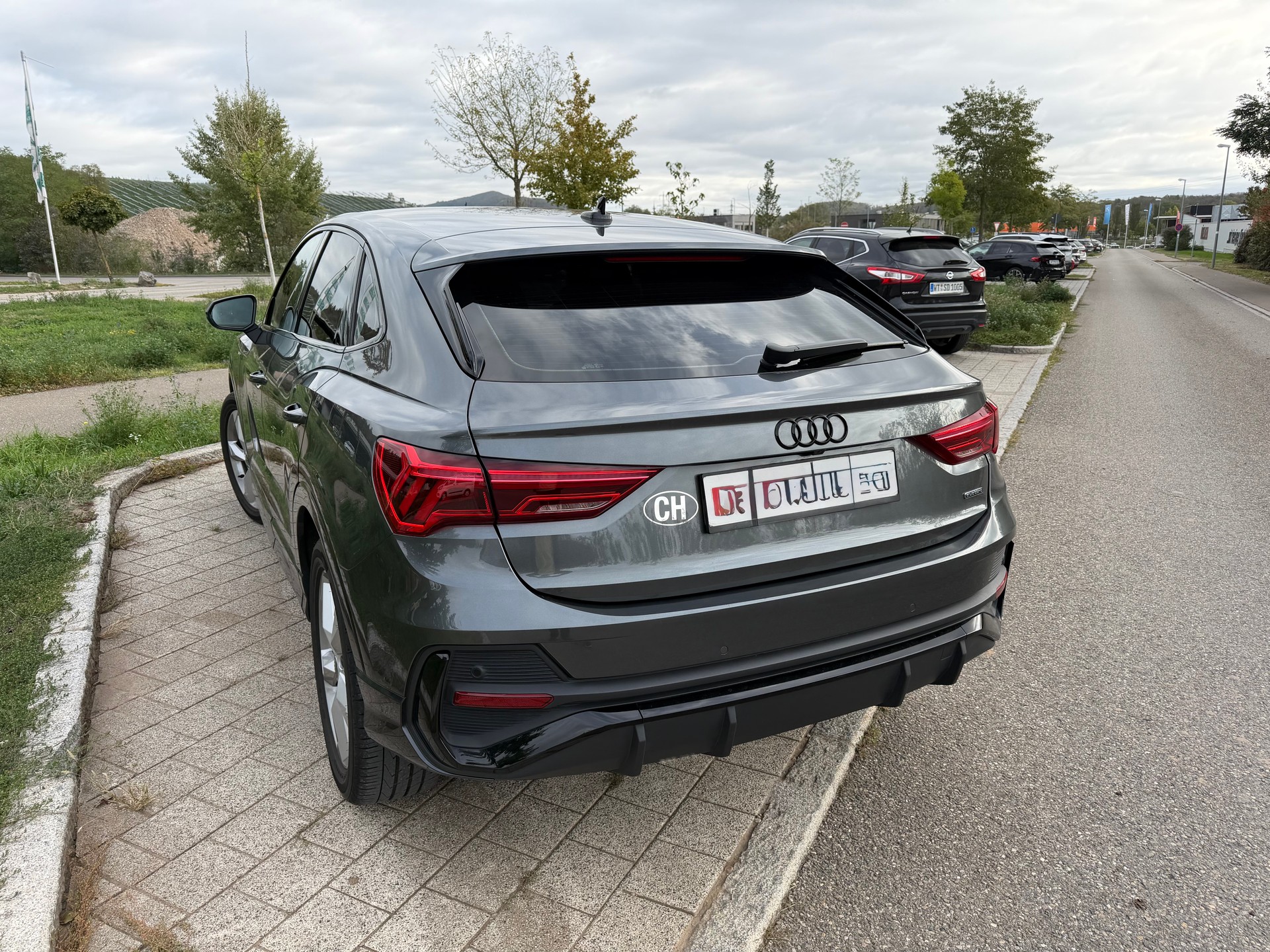 AUDI AUDI Q3 SPORTBACK 40 TFSI S-LINE AWD AUTOMAT, 12 MONATE GARANTIE-image-2