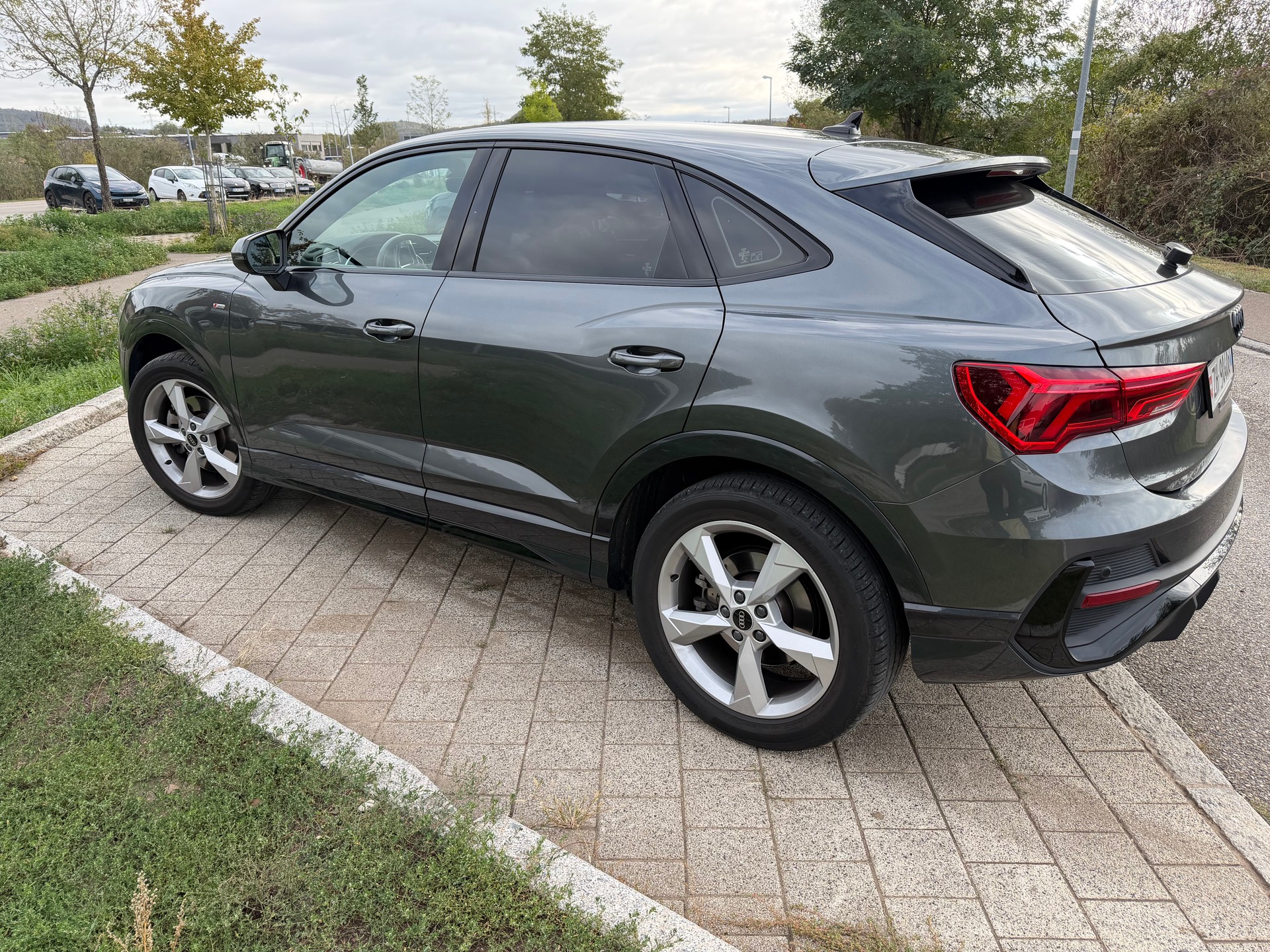AUDI AUDI Q3 SPORTBACK 40 TFSI S-LINE AWD AUTOMAT, 12 MONATE GARANTIE-image-3