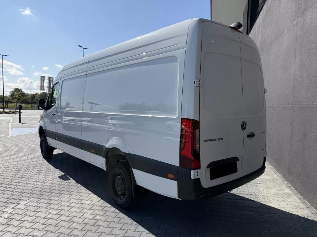 MERCEDES-BENZ Sprinter 319 CDI Lang 9G-TRONIC 4x4-image-2