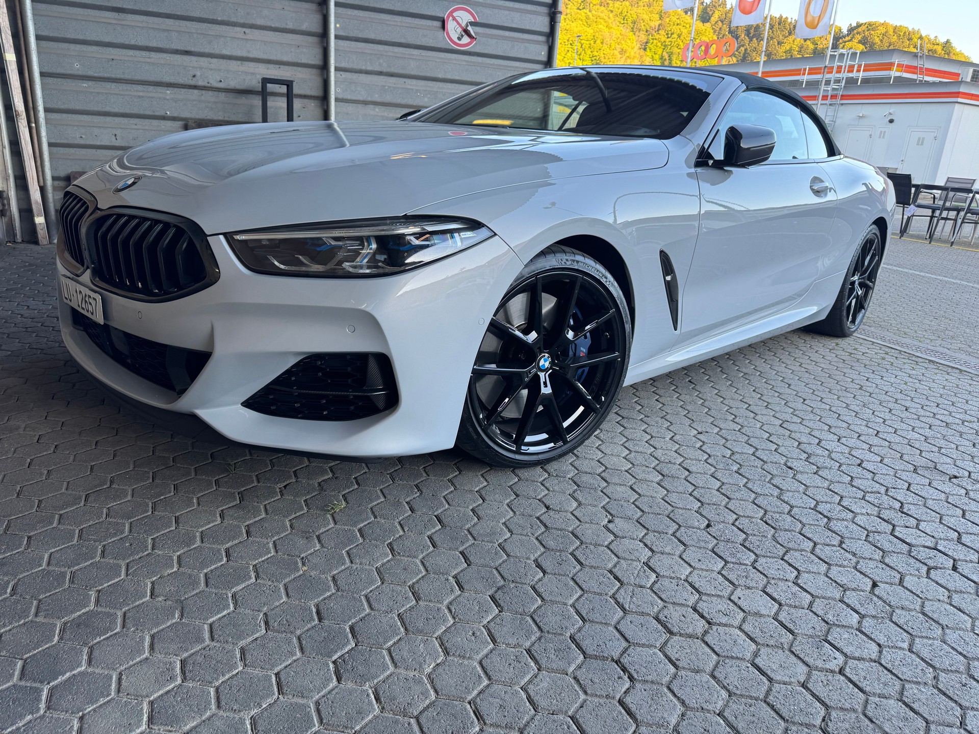 BMW M850i xDrive-image-7