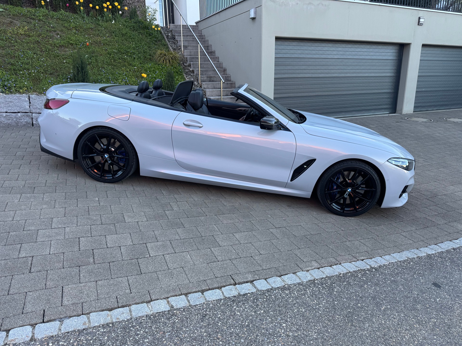 BMW M850i xDrive-image-2