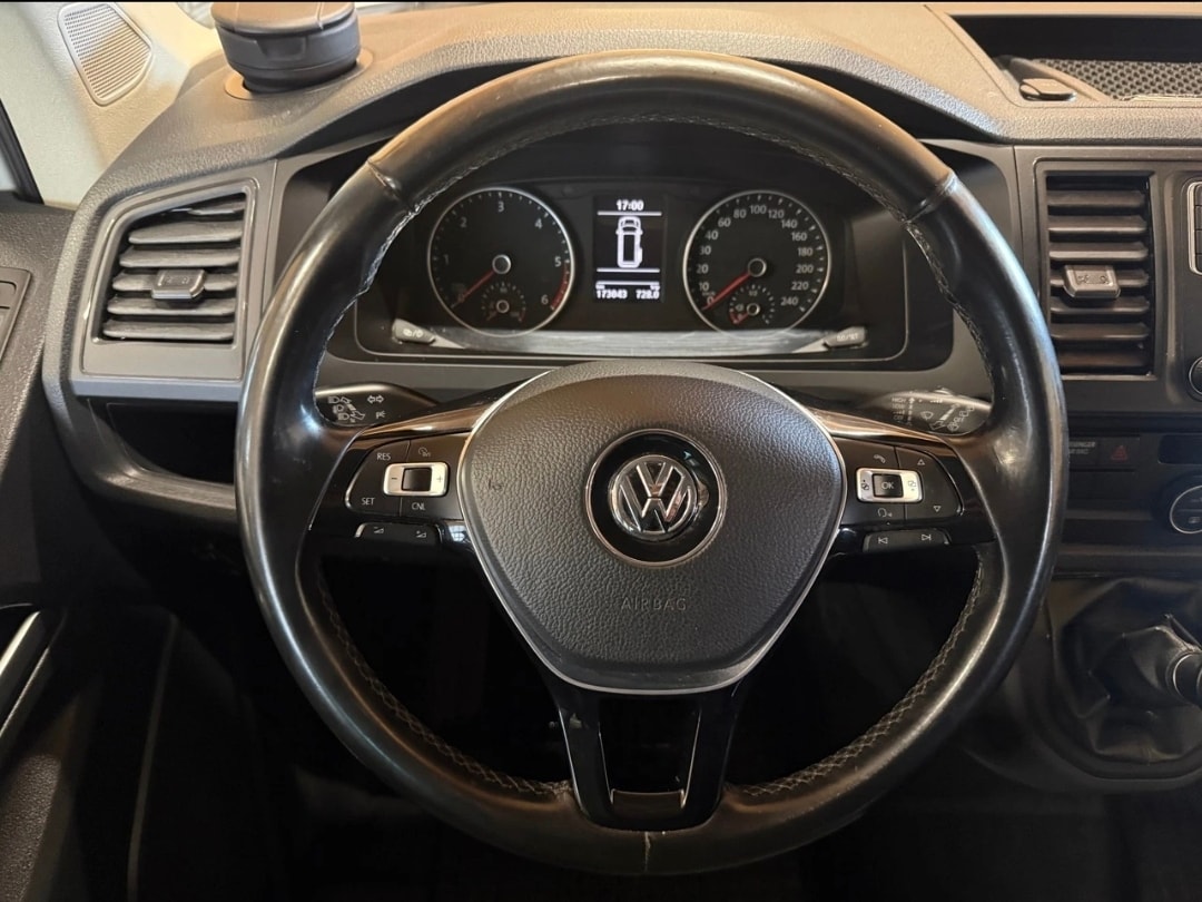 VW T6 California 2.0 TDI Beach 4Motion-image-10