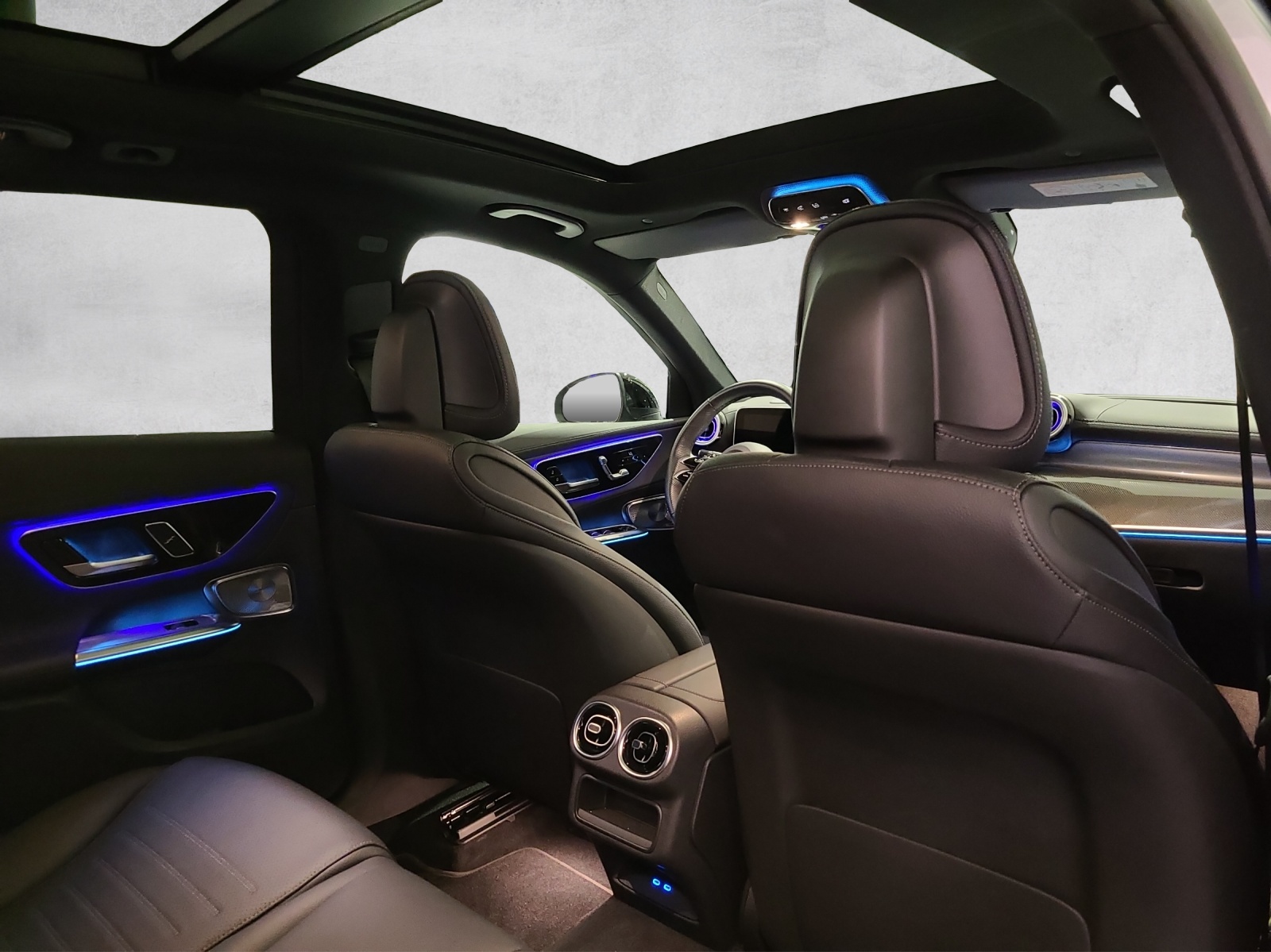 MERCEDES-BENZ GLC 200 AMG Line 4M X254-image-6