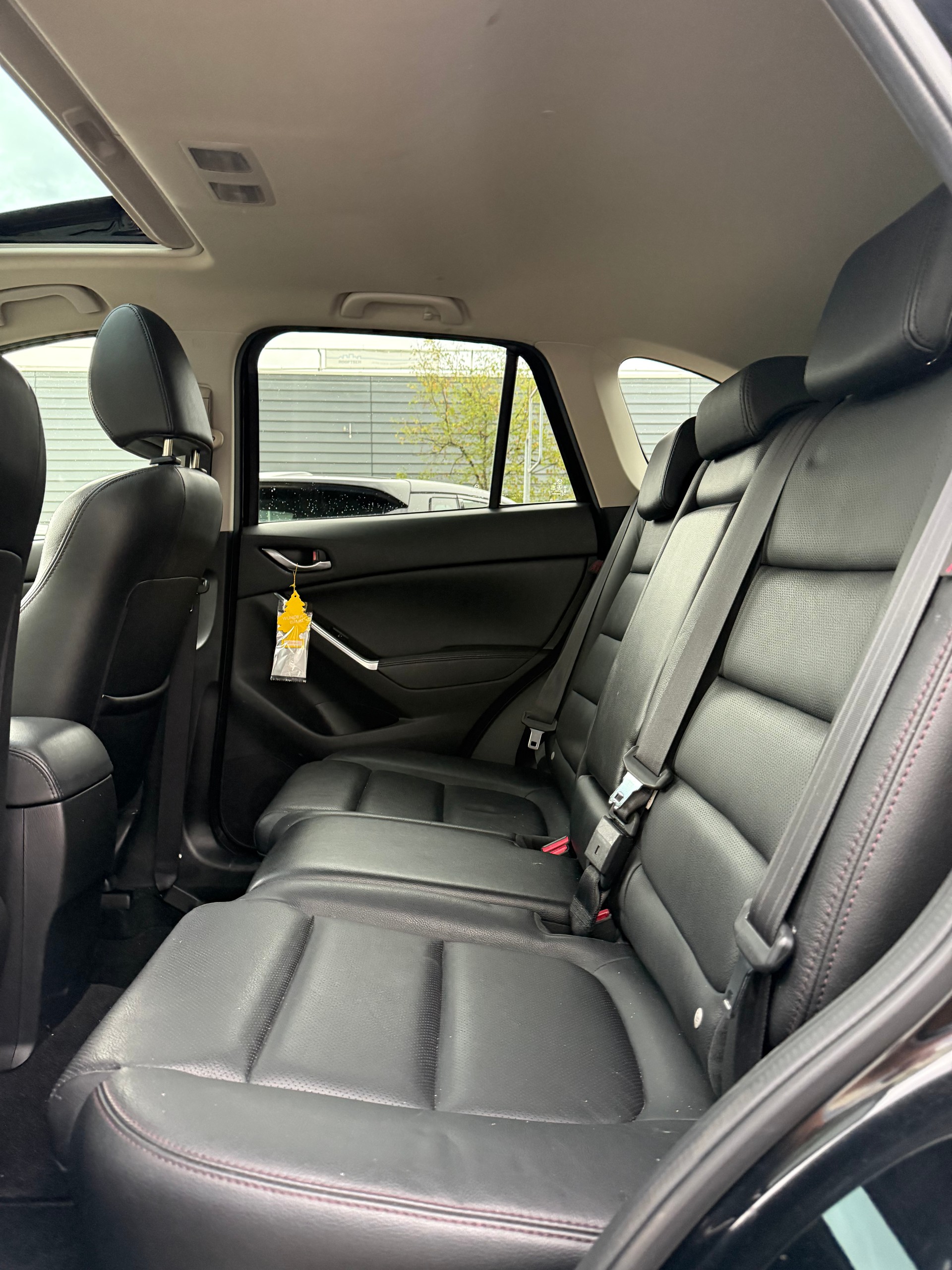 MAZDA CX-5 2.2 D HP Revolution AWD Automatic-image-5
