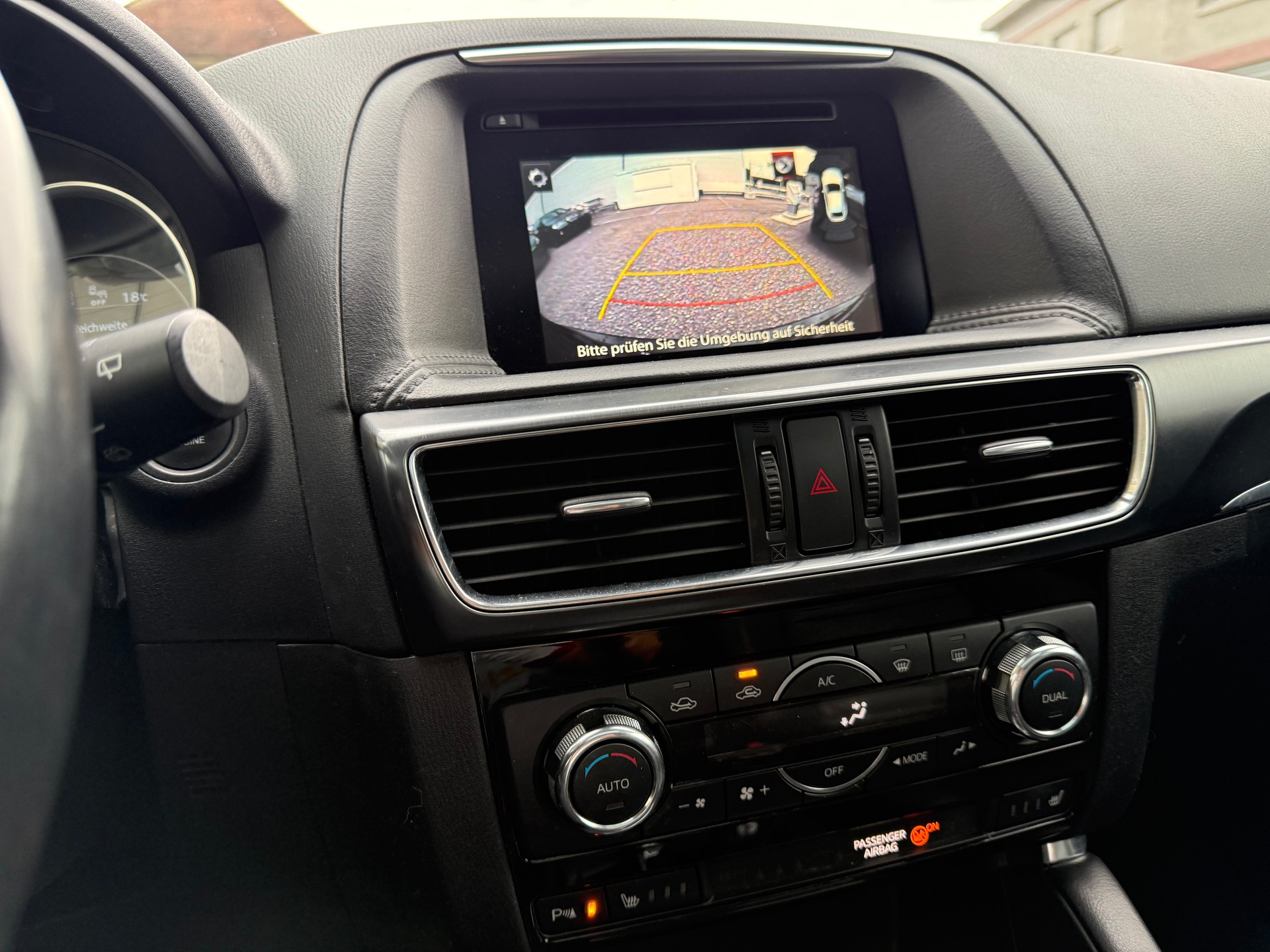MAZDA CX-5 2.2 D HP Revolution AWD Automatic-image-14