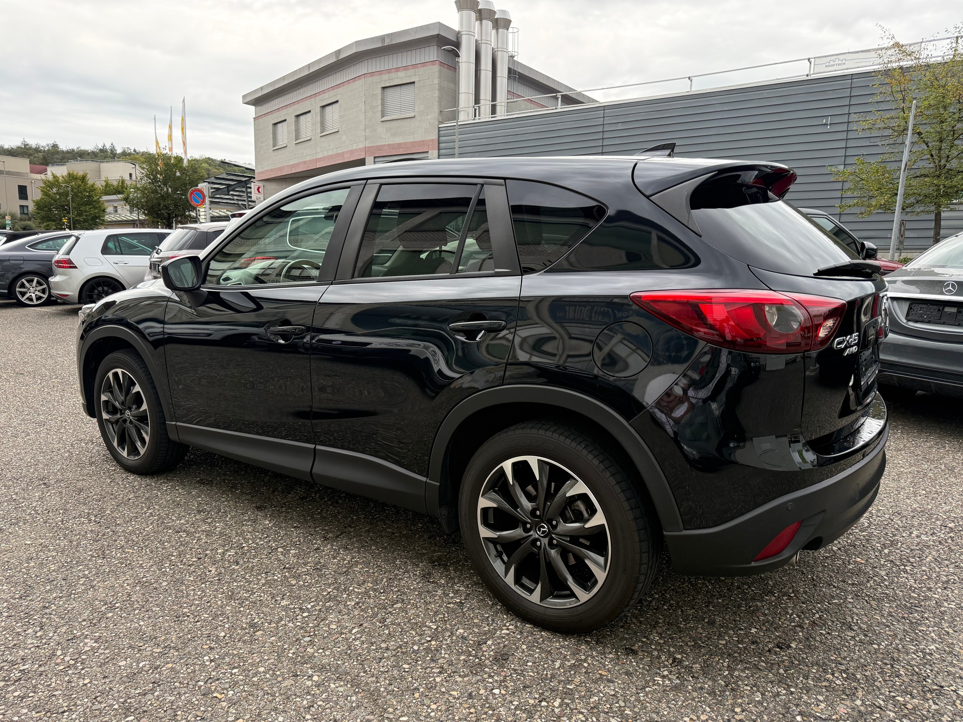 MAZDA CX-5 2.2 D HP Revolution AWD Automatic-image-2
