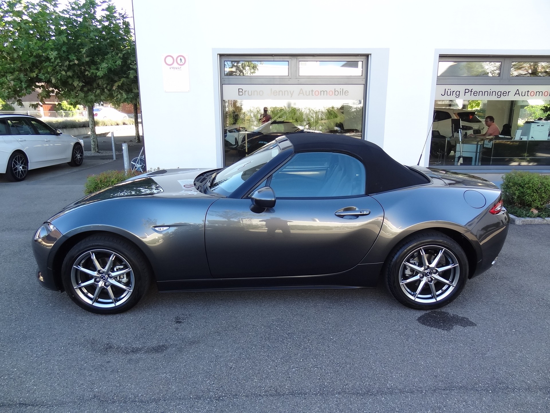 MAZDA MX-5 Skyactiv-G 132 Exclusive-line-image-4