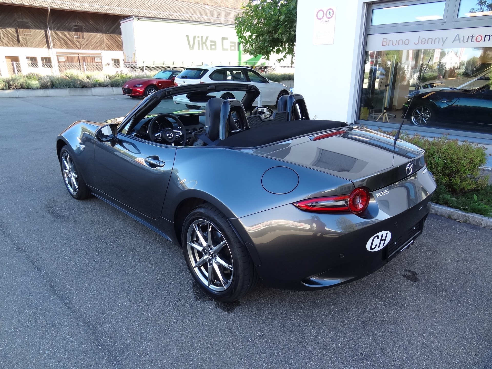MAZDA MX-5 Skyactiv-G 132 Exclusive-line-image-5