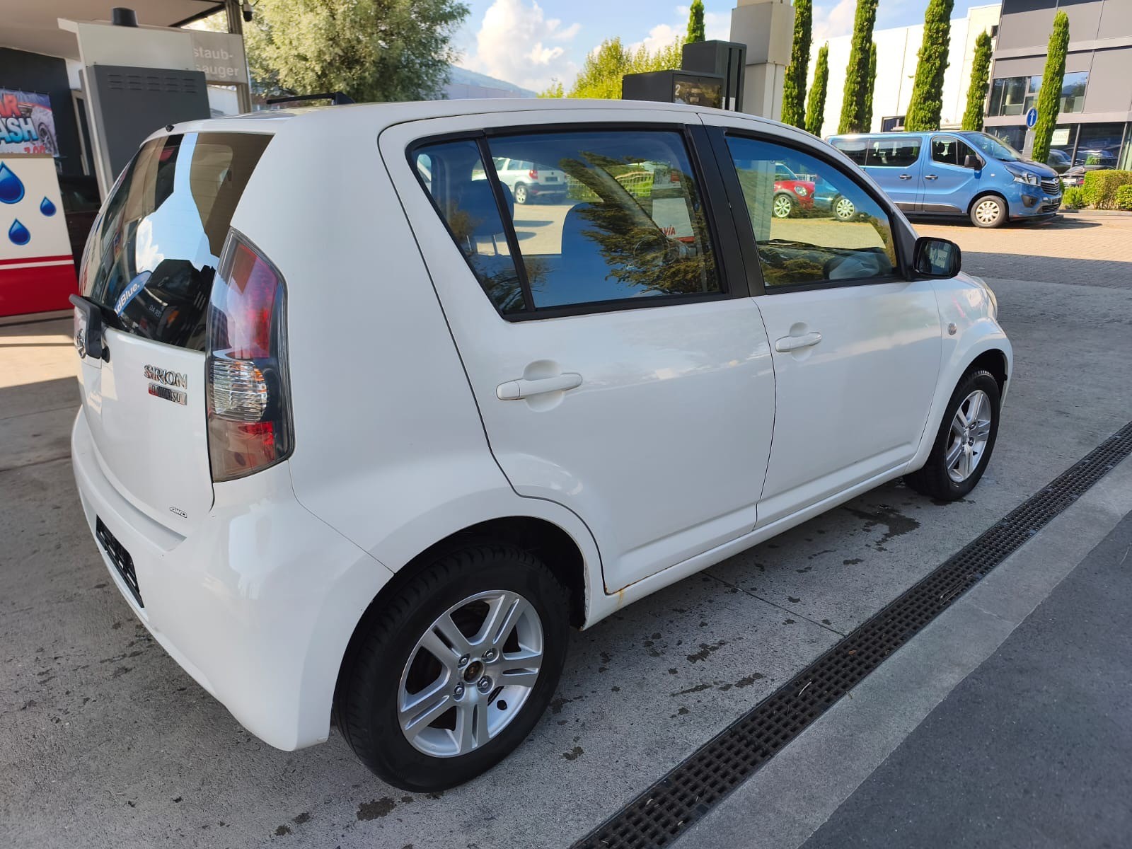 DAIHATSU Sirion 1.3 eco-4WD-image-3