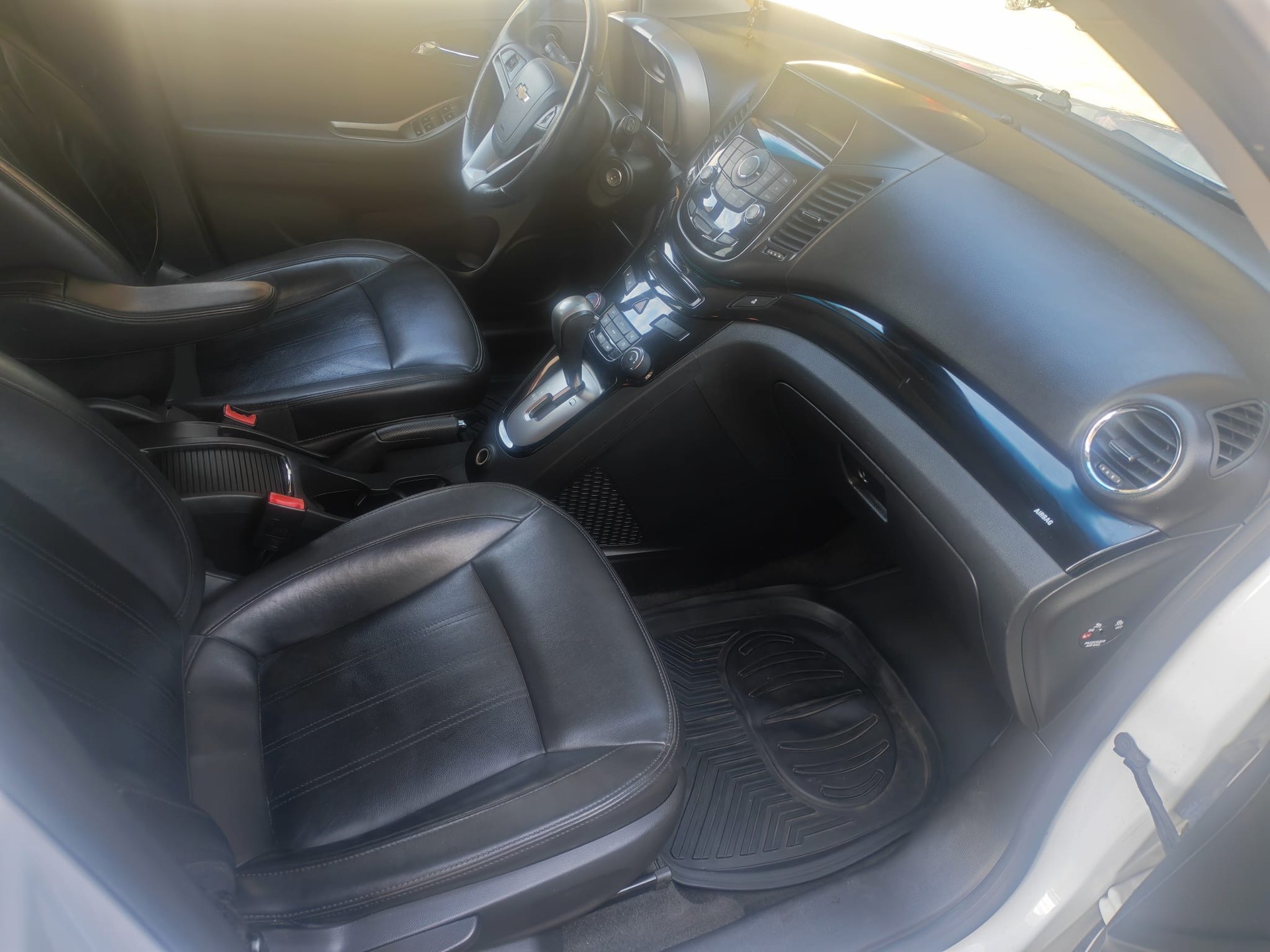 CHEVROLET Orlando 2.0 VCDi LT Automatic-image-6