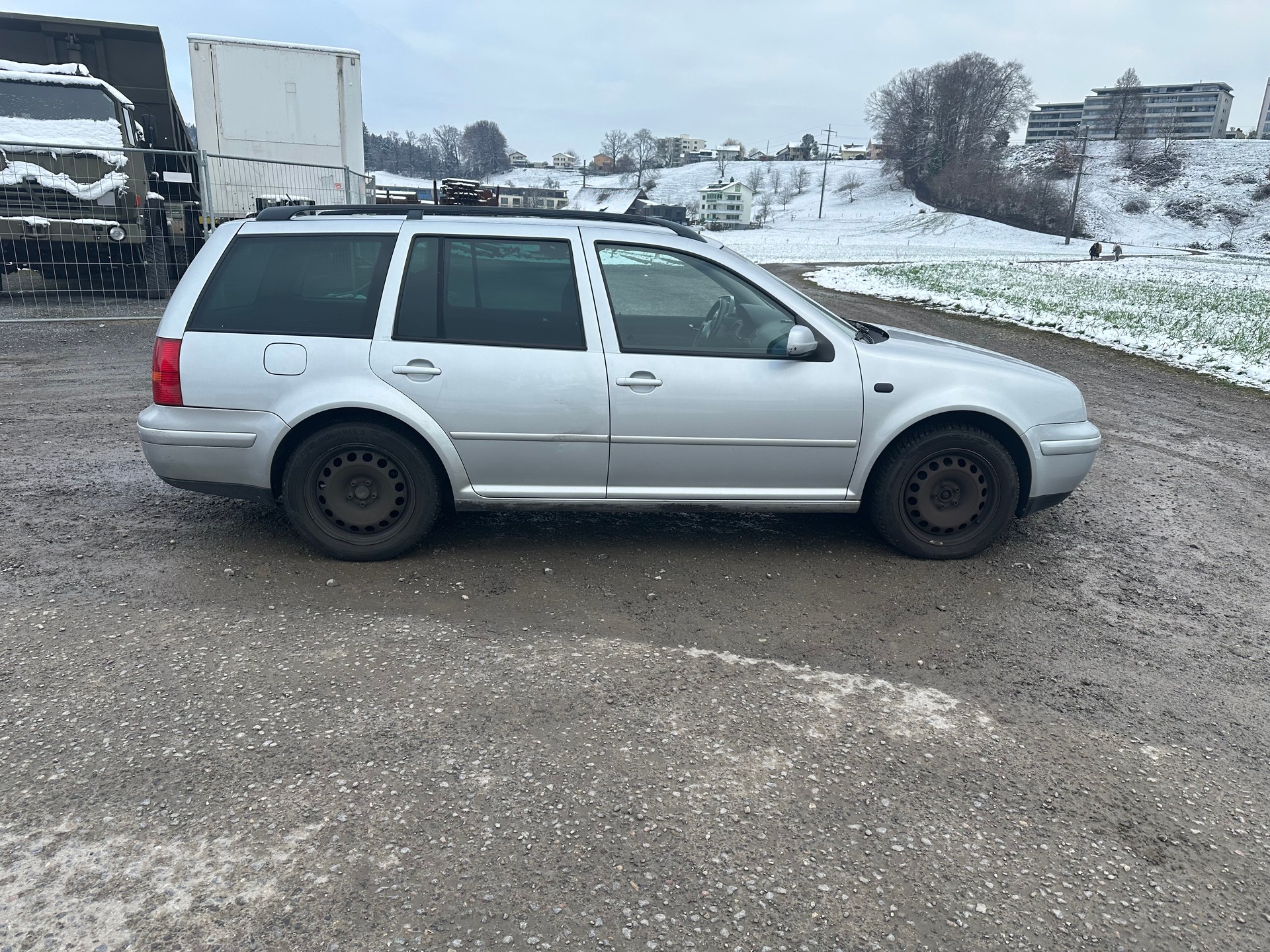 VW Golf Variant 1.9 TDI PD Atlantic-image-4