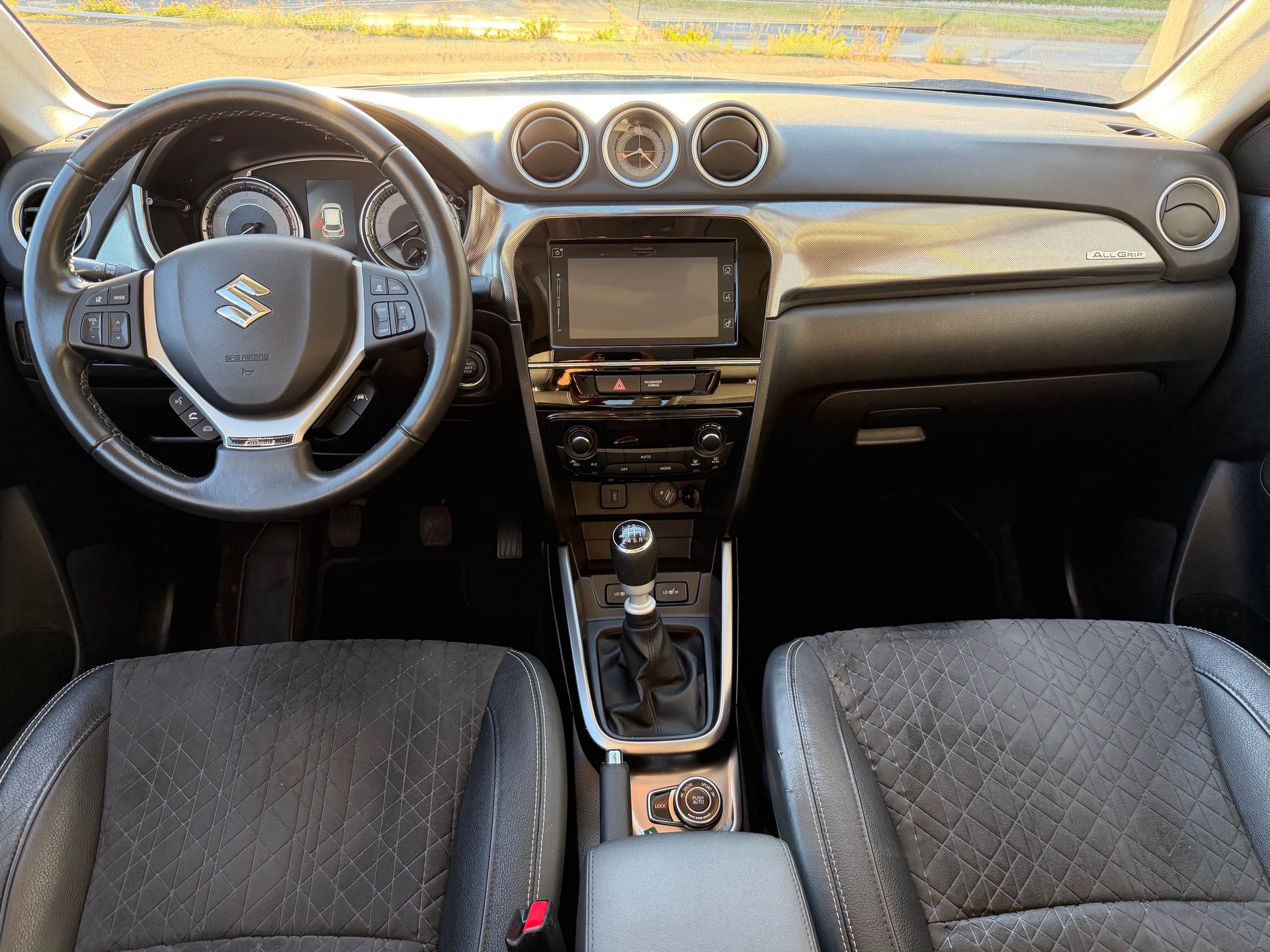 SUZUKI Vitara 1.4 Boosterjet Generation Top Hybrid-image-5