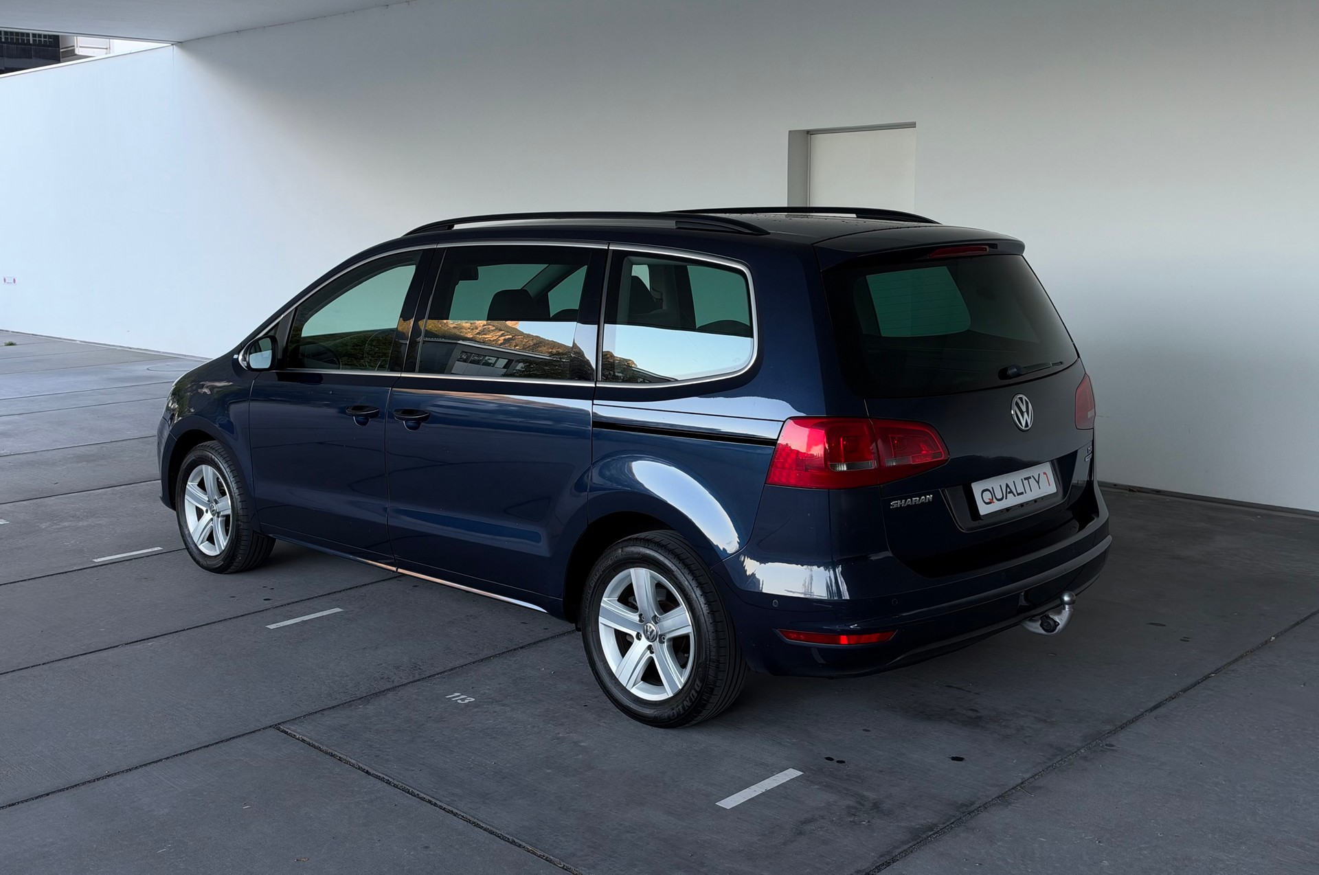 VW Sharan 1.4 TSI BlueMotion Technology Highline DSG-image-2