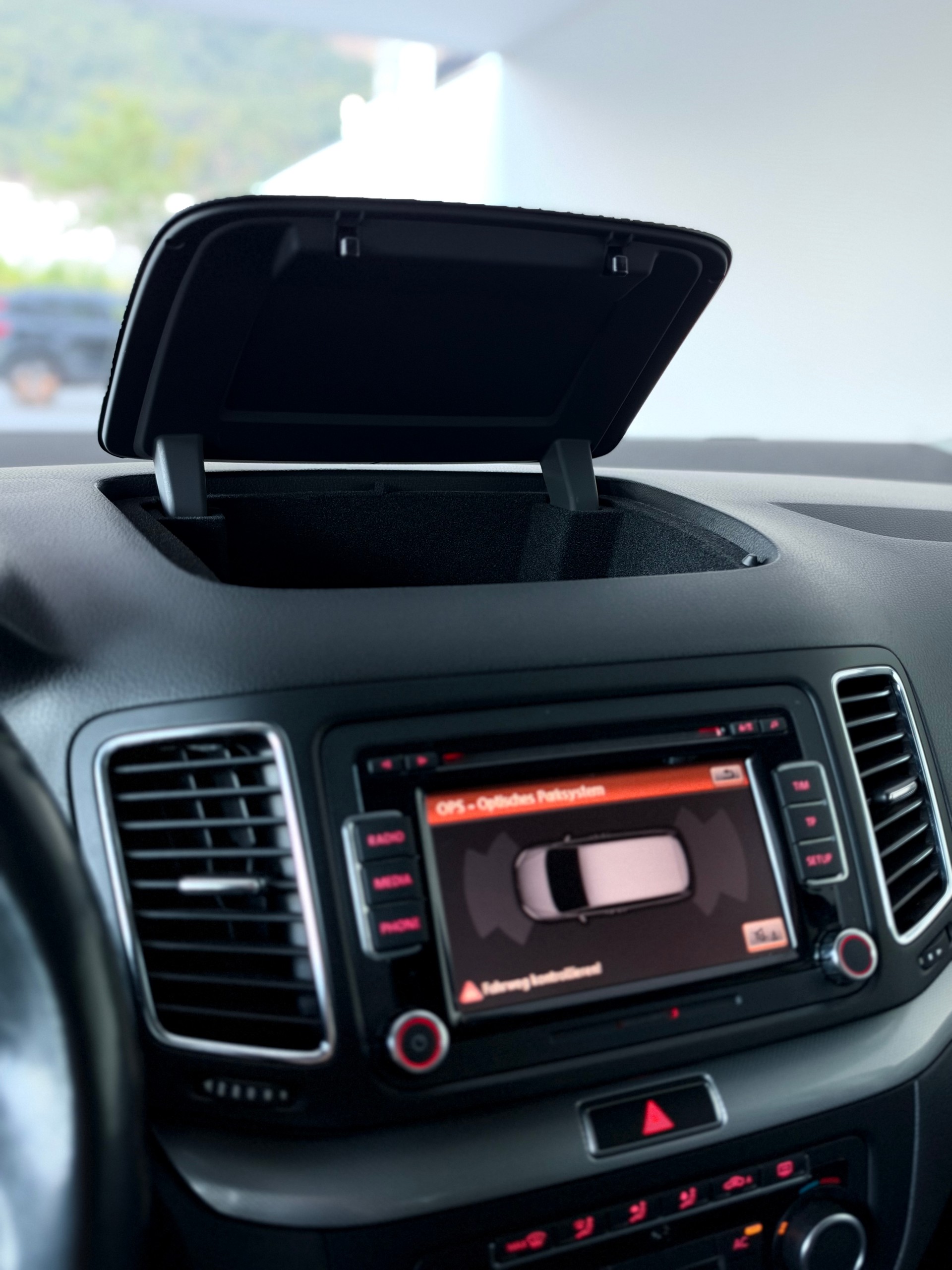 VW Sharan 1.4 TSI BlueMotion Technology Highline DSG-image-15