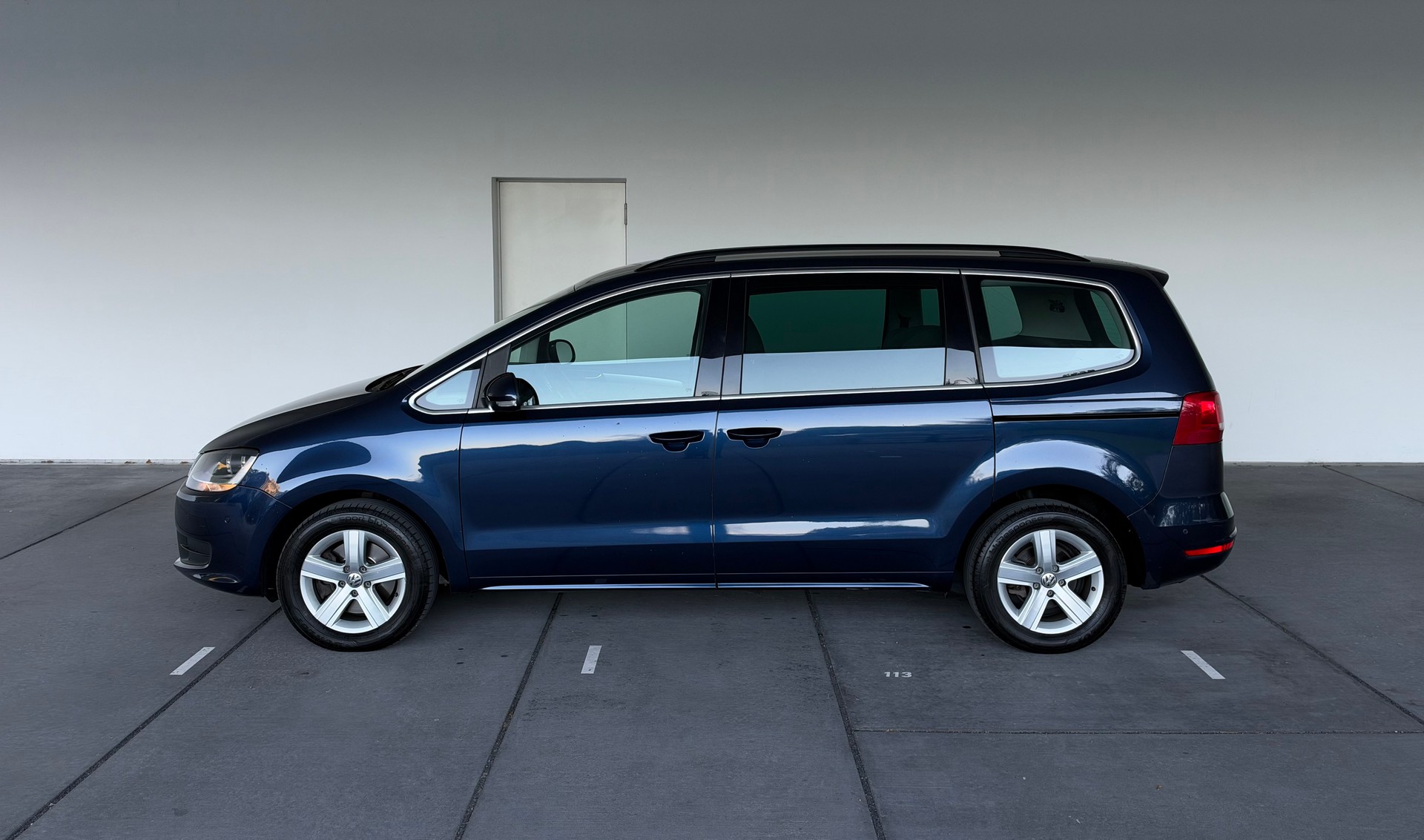 VW Sharan 1.4 TSI BlueMotion Technology Highline DSG-image-1
