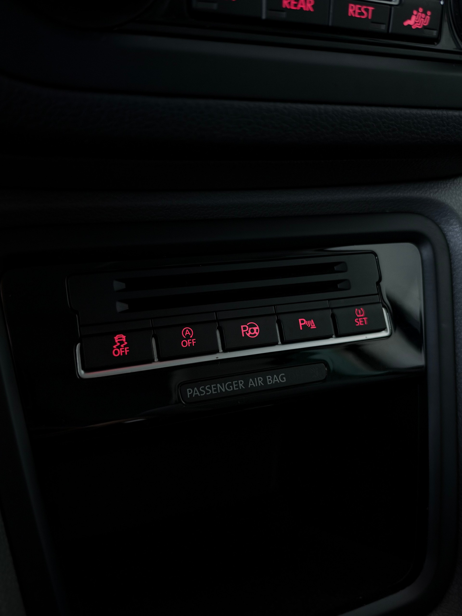 VW Sharan 1.4 TSI BlueMotion Technology Highline DSG-image-13
