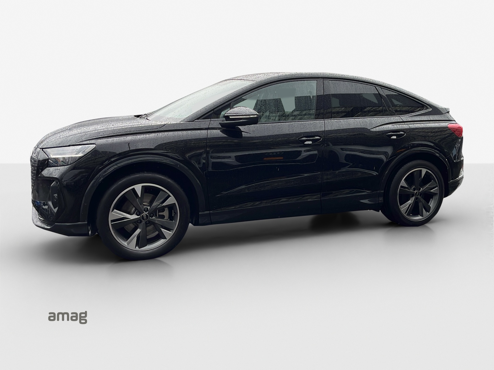 AUDI Q4 Sportback e-tron 55 quattro-image-1