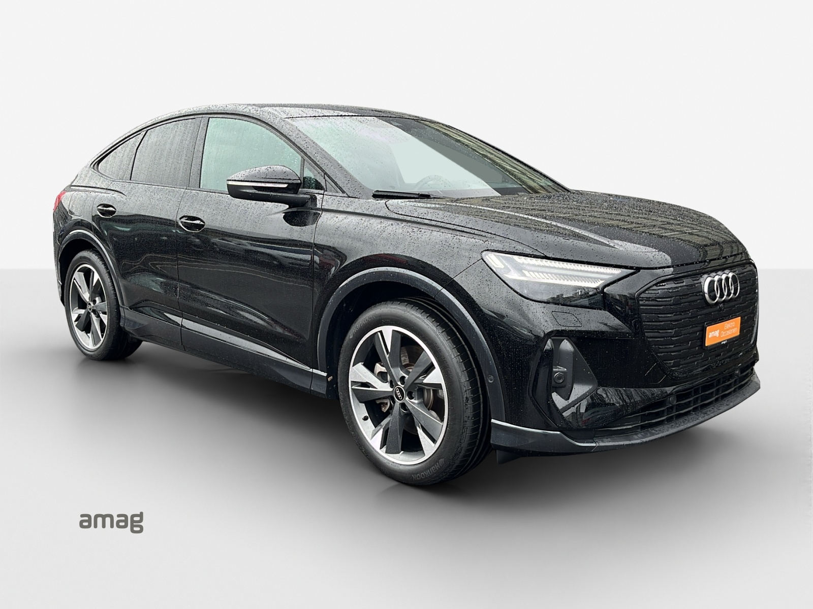 AUDI Q4 Sportback e-tron 55 quattro-image-6