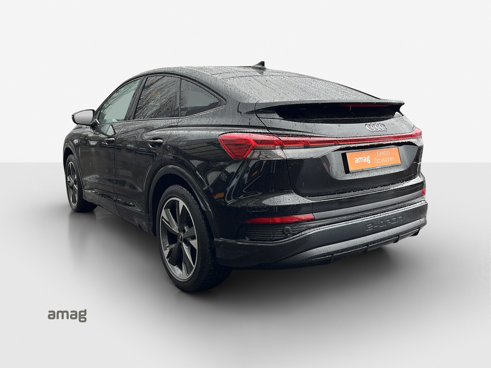 AUDI Q4 Sportback e-tron 55 quattro-image-2