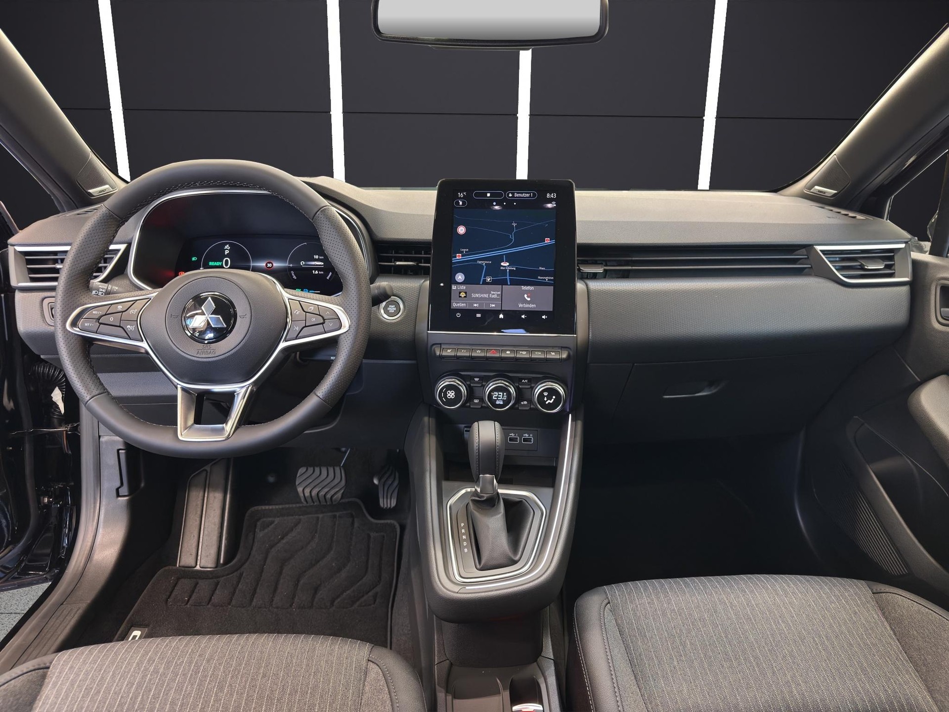 MITSUBISHI Colt 1.6 HEV Instyle-image-10