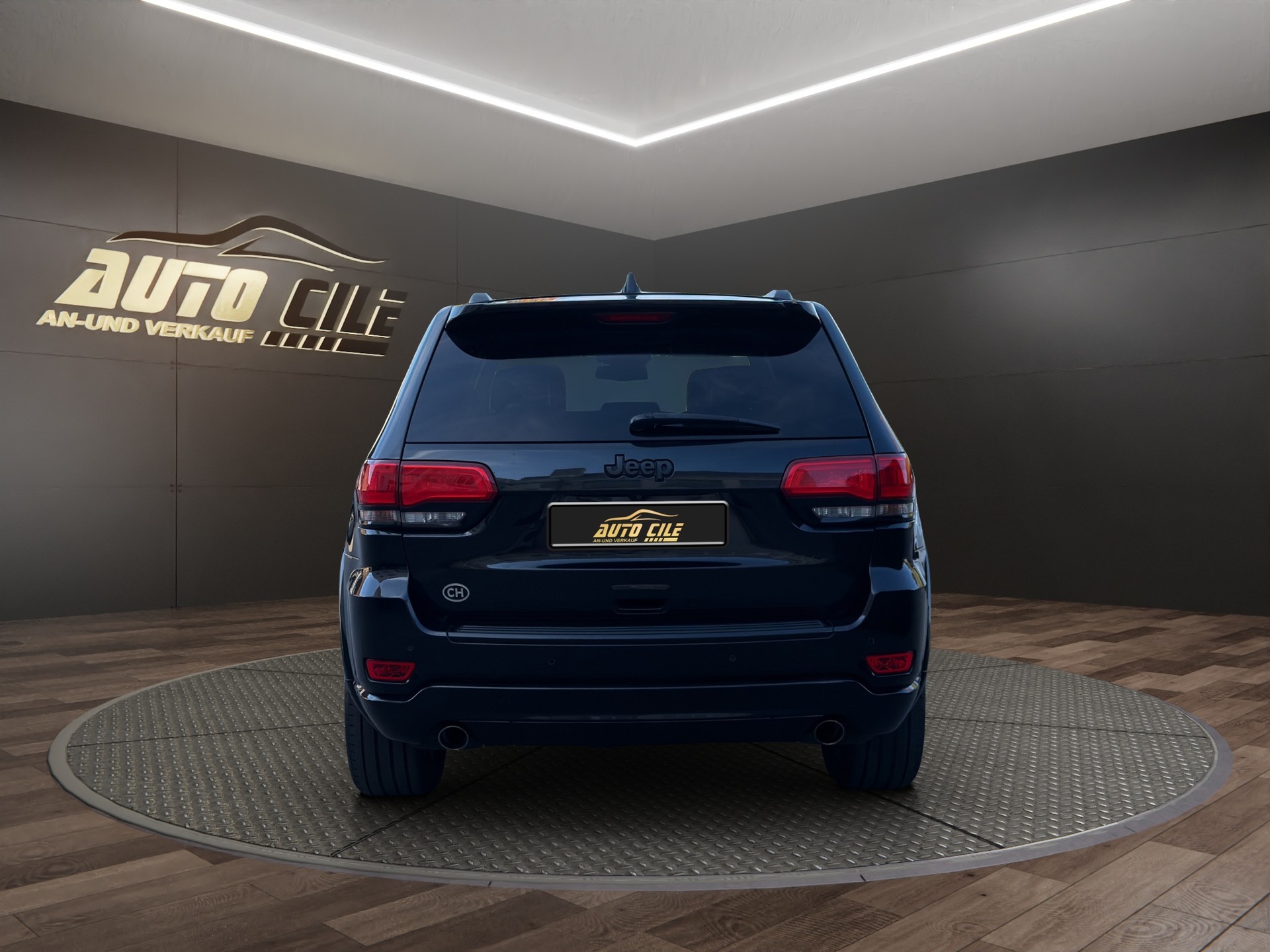JEEP Grand Cherokee 3.0 CRD Overland Automatic-image-6