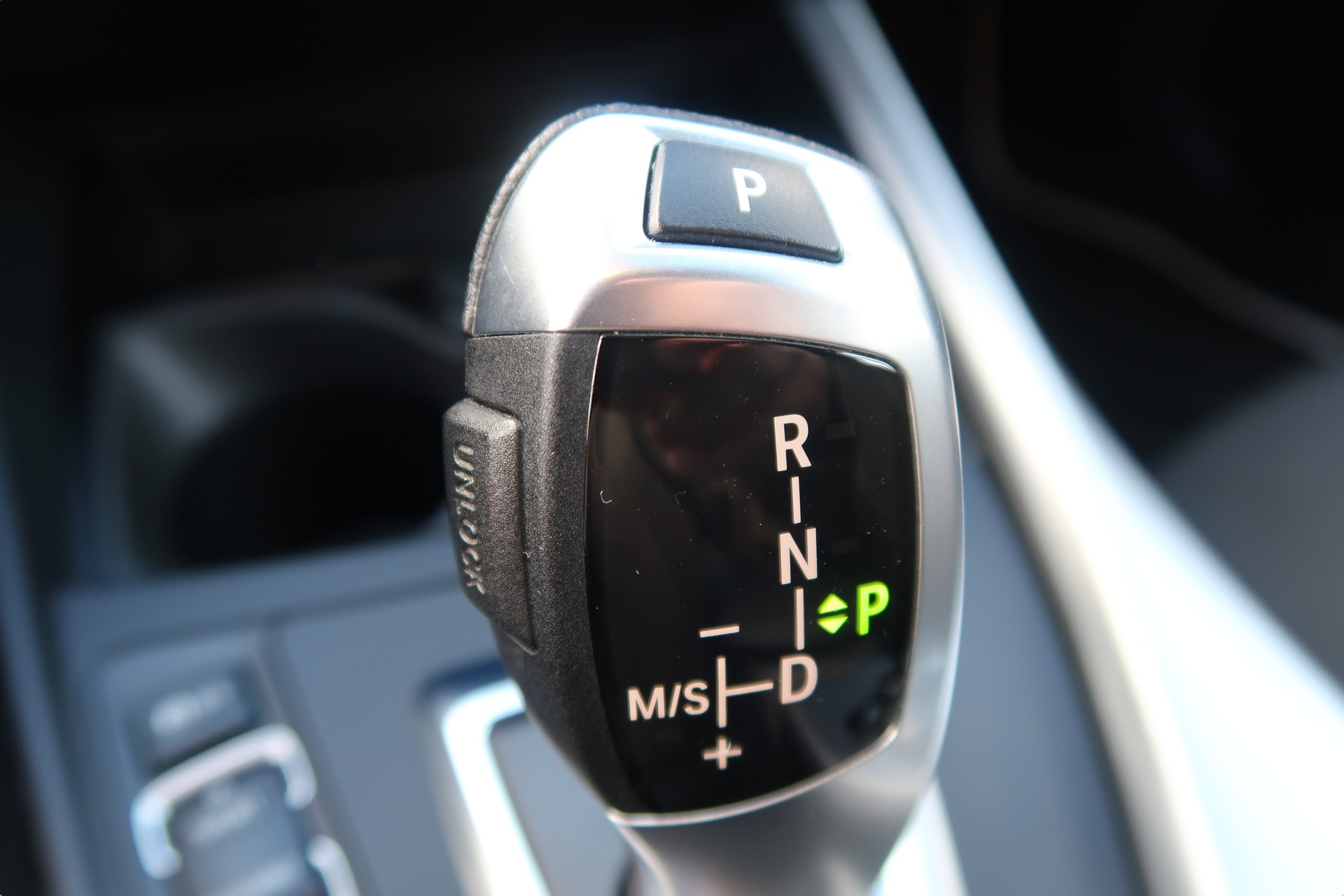 BMW 118i Sport Line Steptronic-image-17