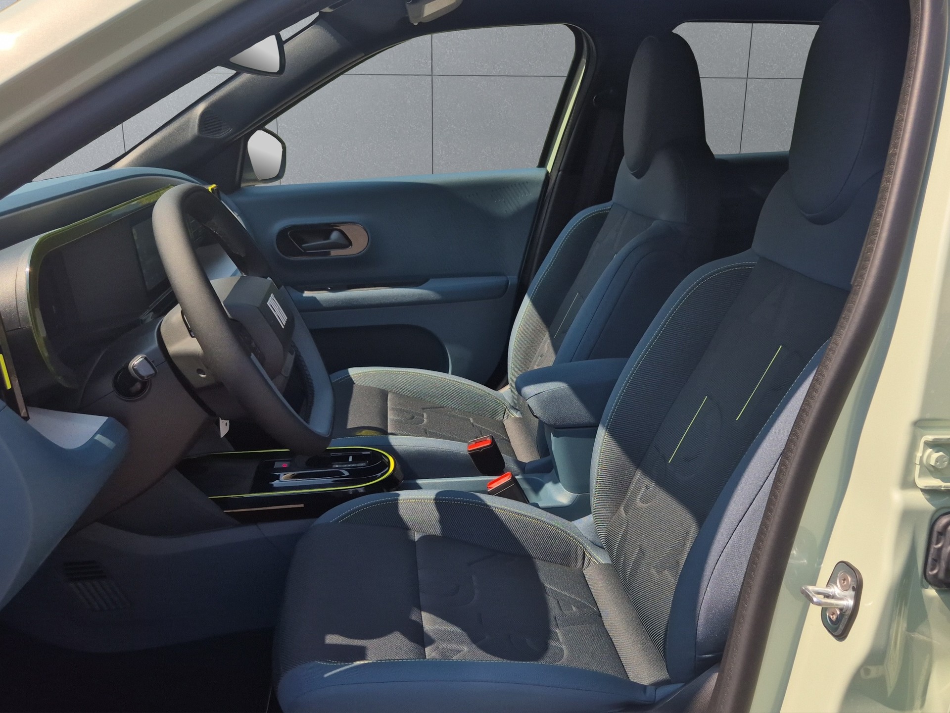 FIAT Grande Panda 1.2 Hybrid Icon-image-8