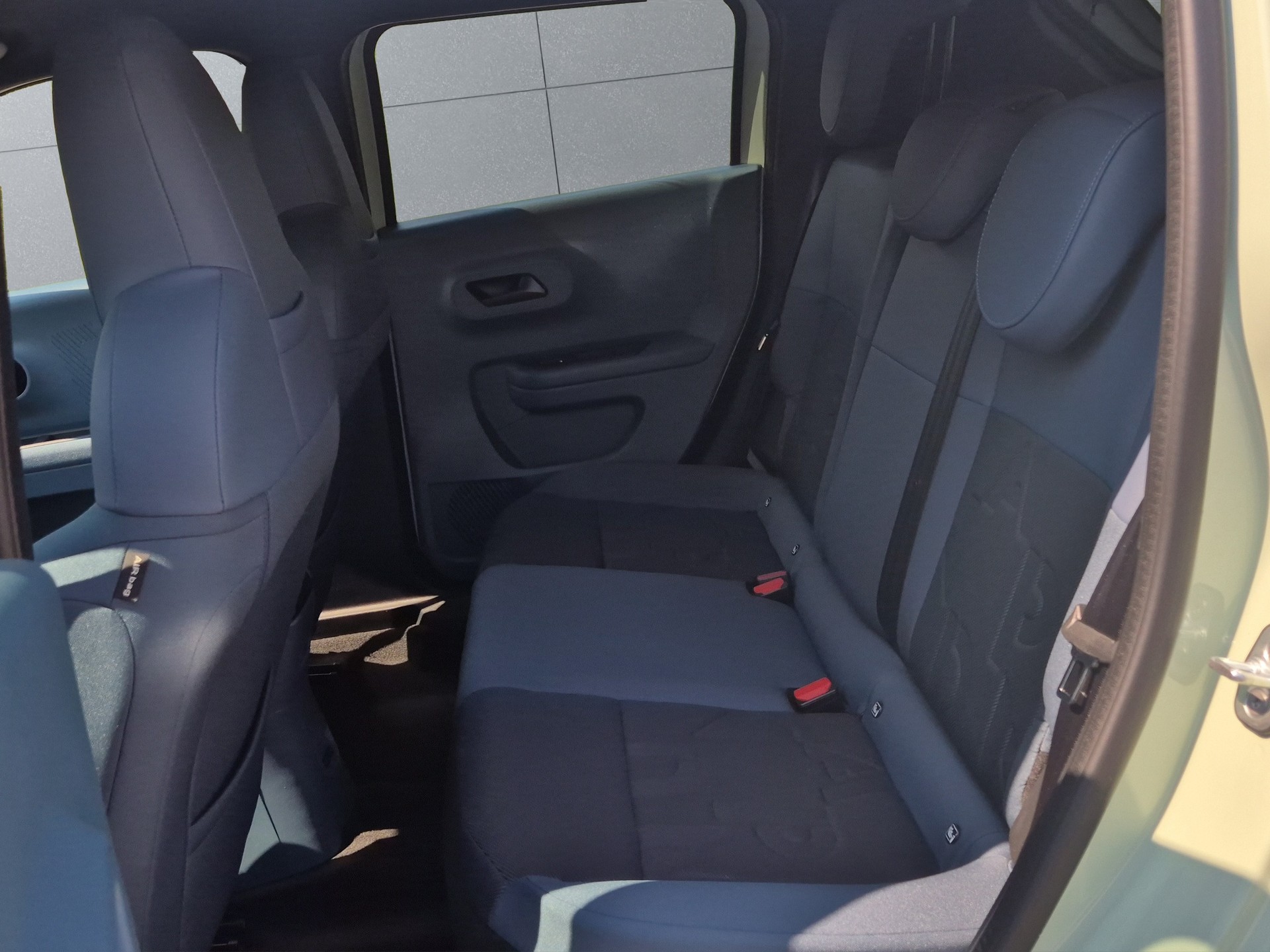 FIAT Grande Panda 1.2 Hybrid Icon-image-11