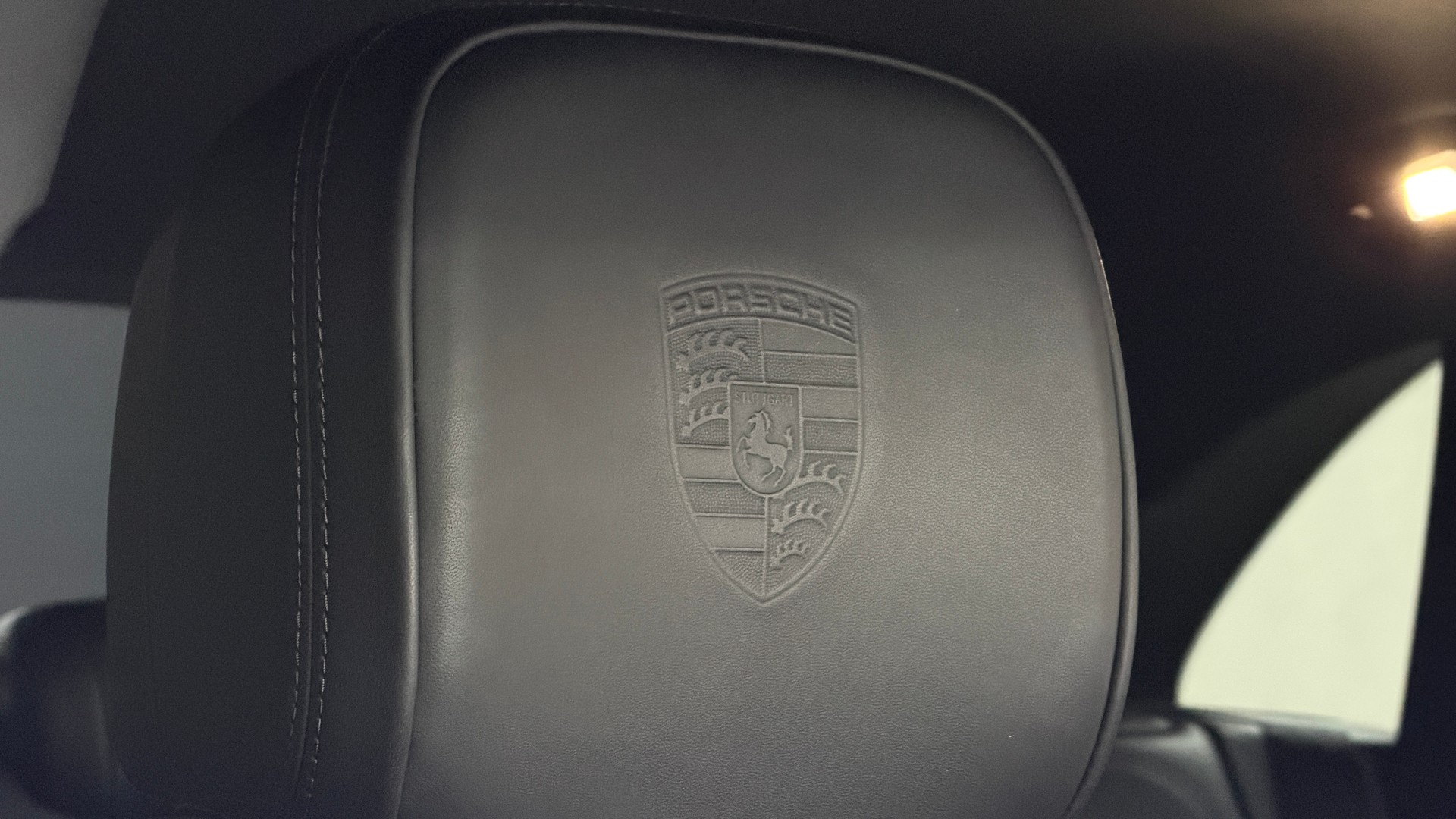PORSCHE Macan S PDK-image-17