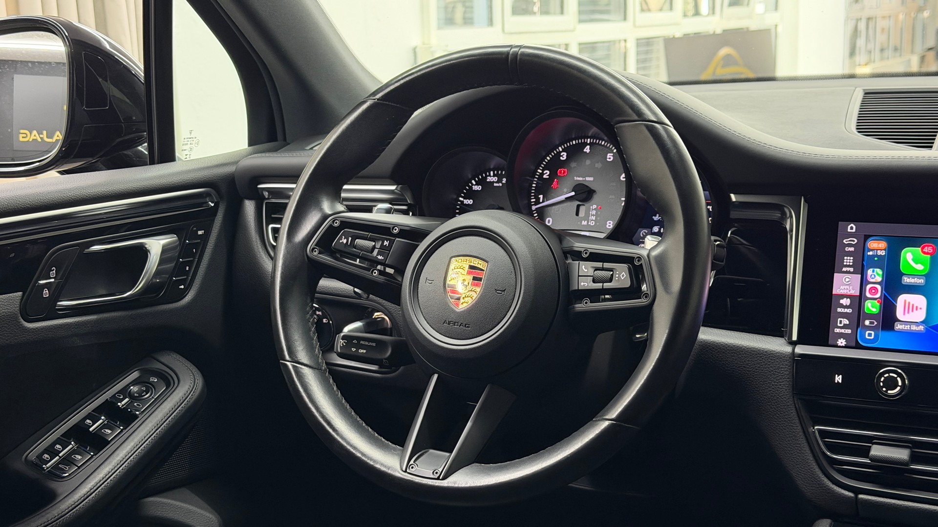 PORSCHE Macan S PDK-image-13