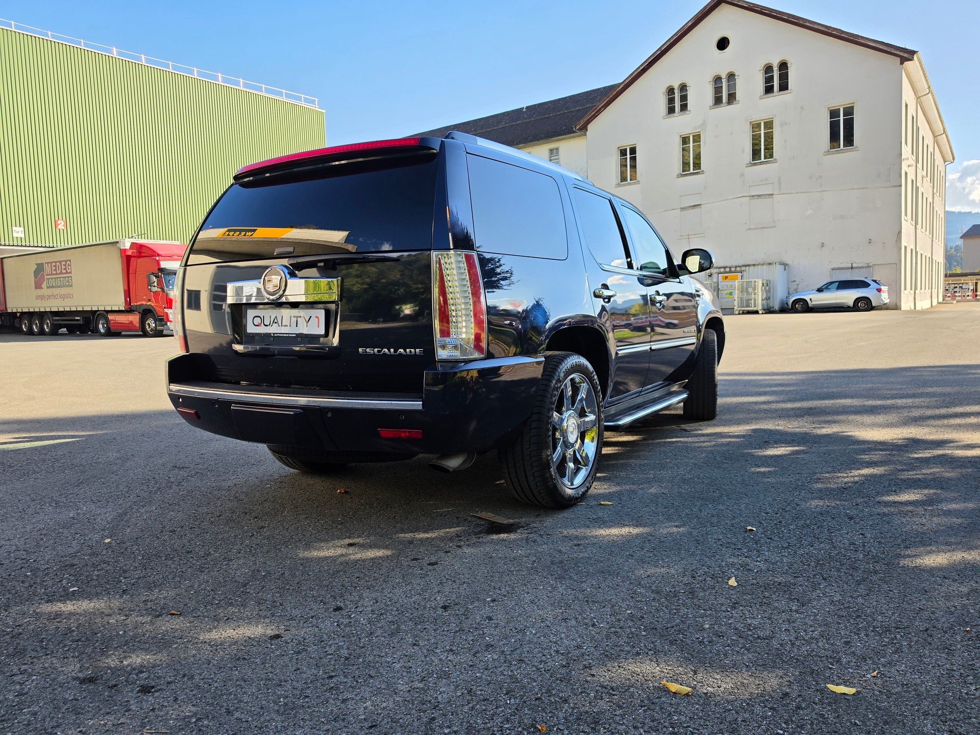 CADILLAC Escalade 6.2 Sport Luxury-image-17