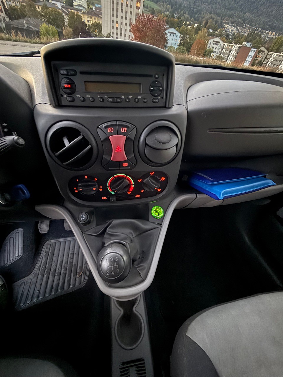 FIAT Doblò 1.9 JTD eMusica-image-14