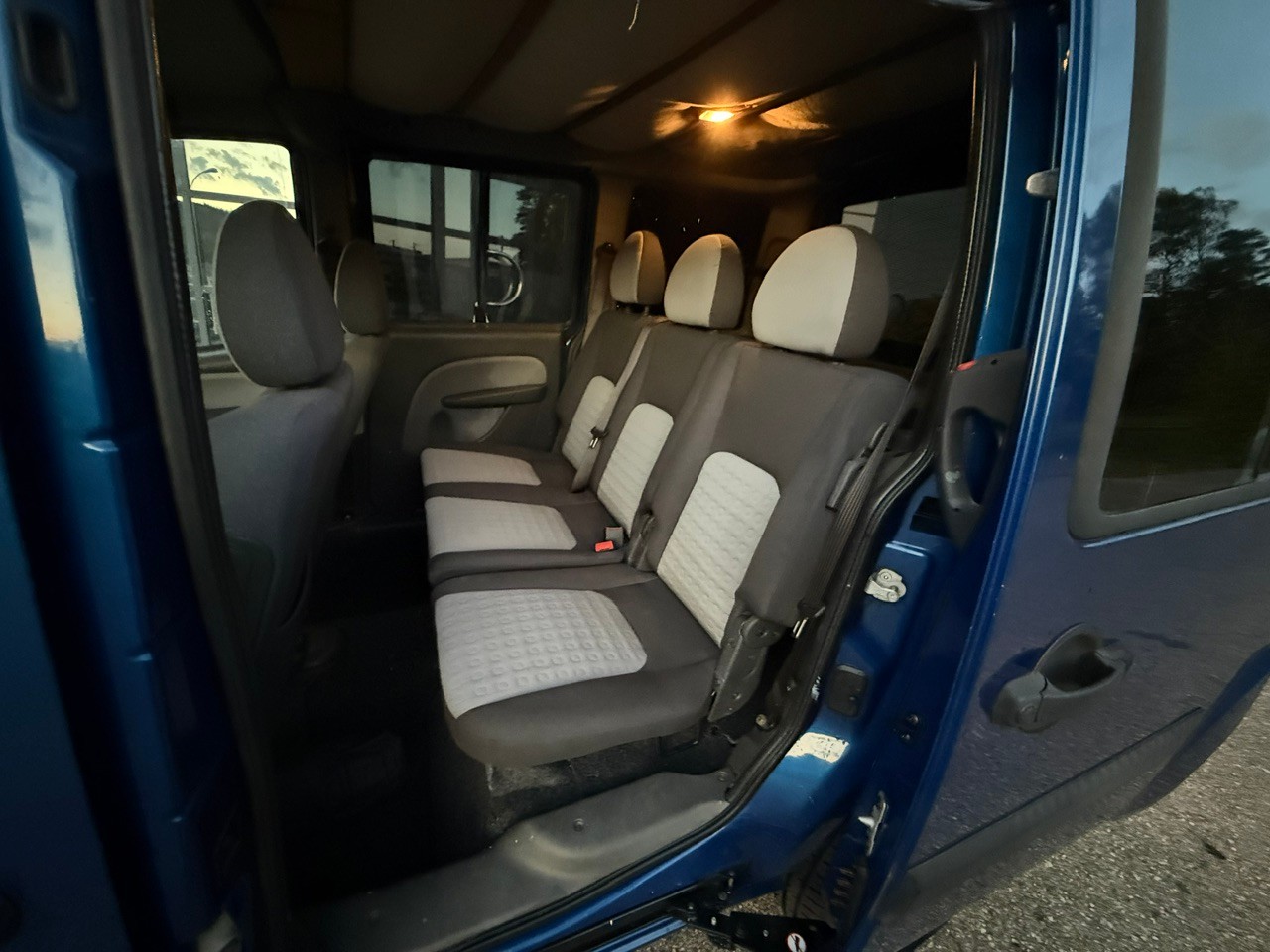 FIAT Doblò 1.9 JTD eMusica-image-12