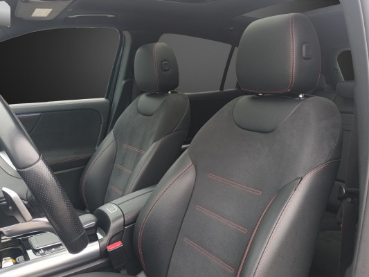 MERCEDES-BENZ GLA 250 AMG Line 4Matic-image-6