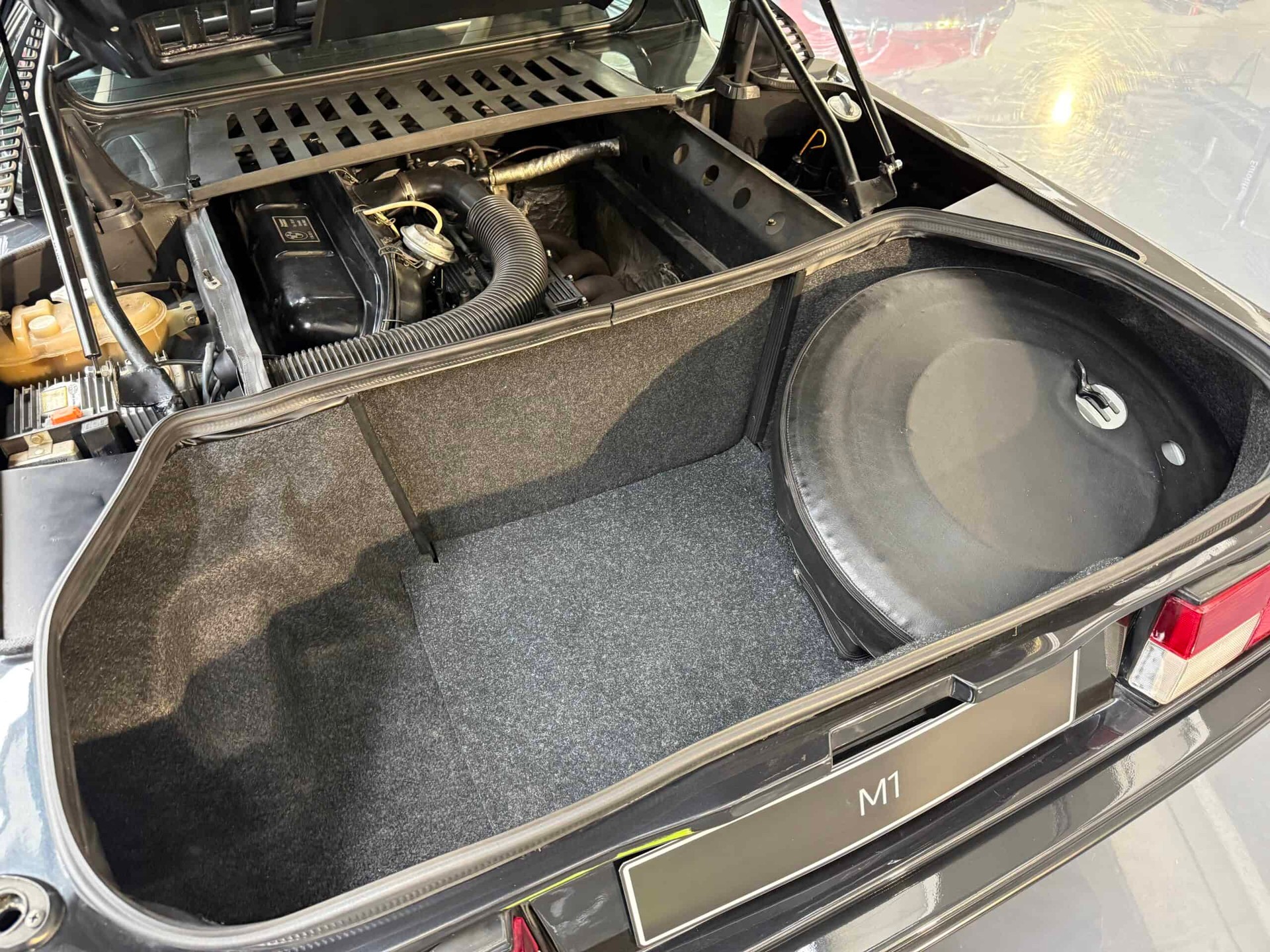BMW M 1-image-17