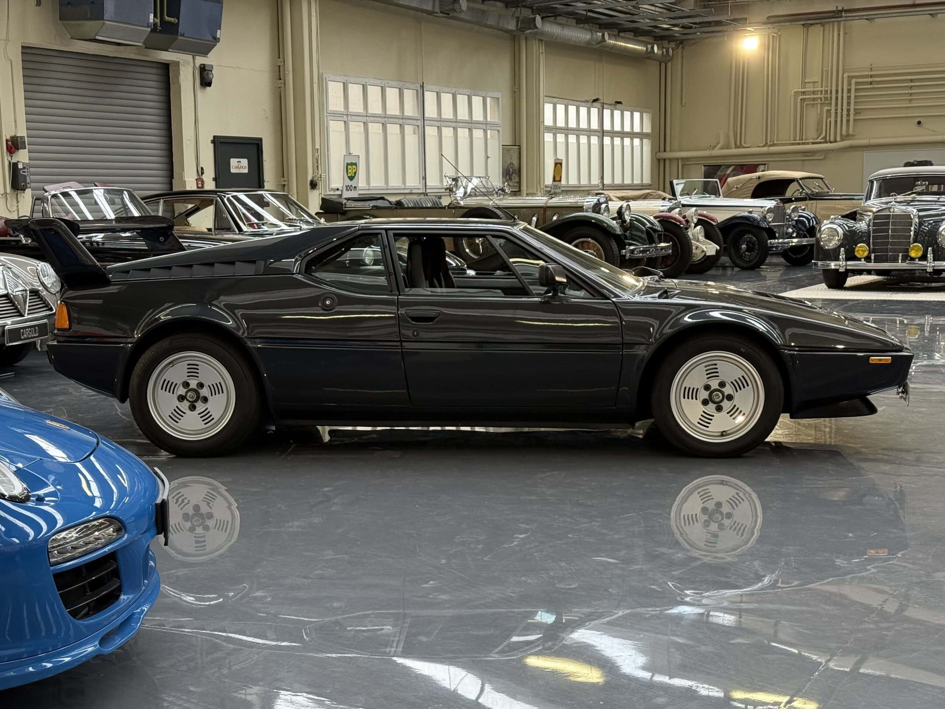 BMW M 1-image-14