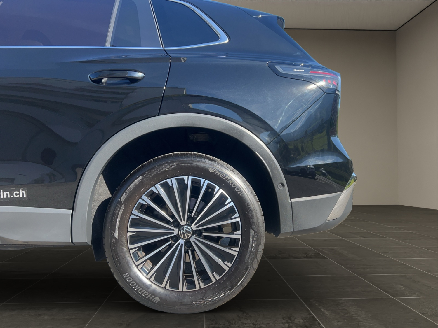 VW Tiguan 2.0 TDI SCR Elegance DSG 4motion-image-26