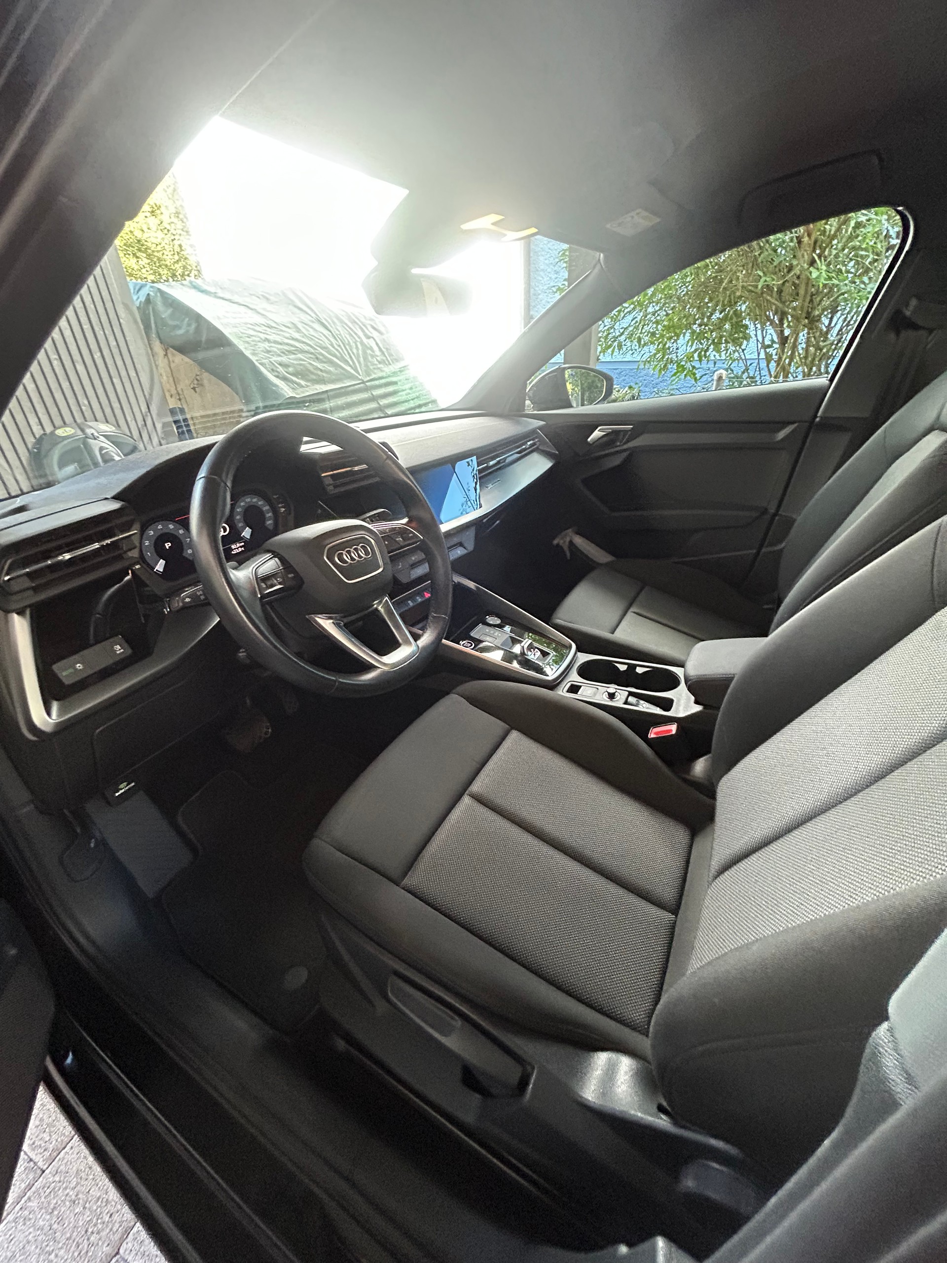 AUDI 1.5 35 TFSI Attraction S-Tronic (Gratis Service bis 2031/100k km)-image-5