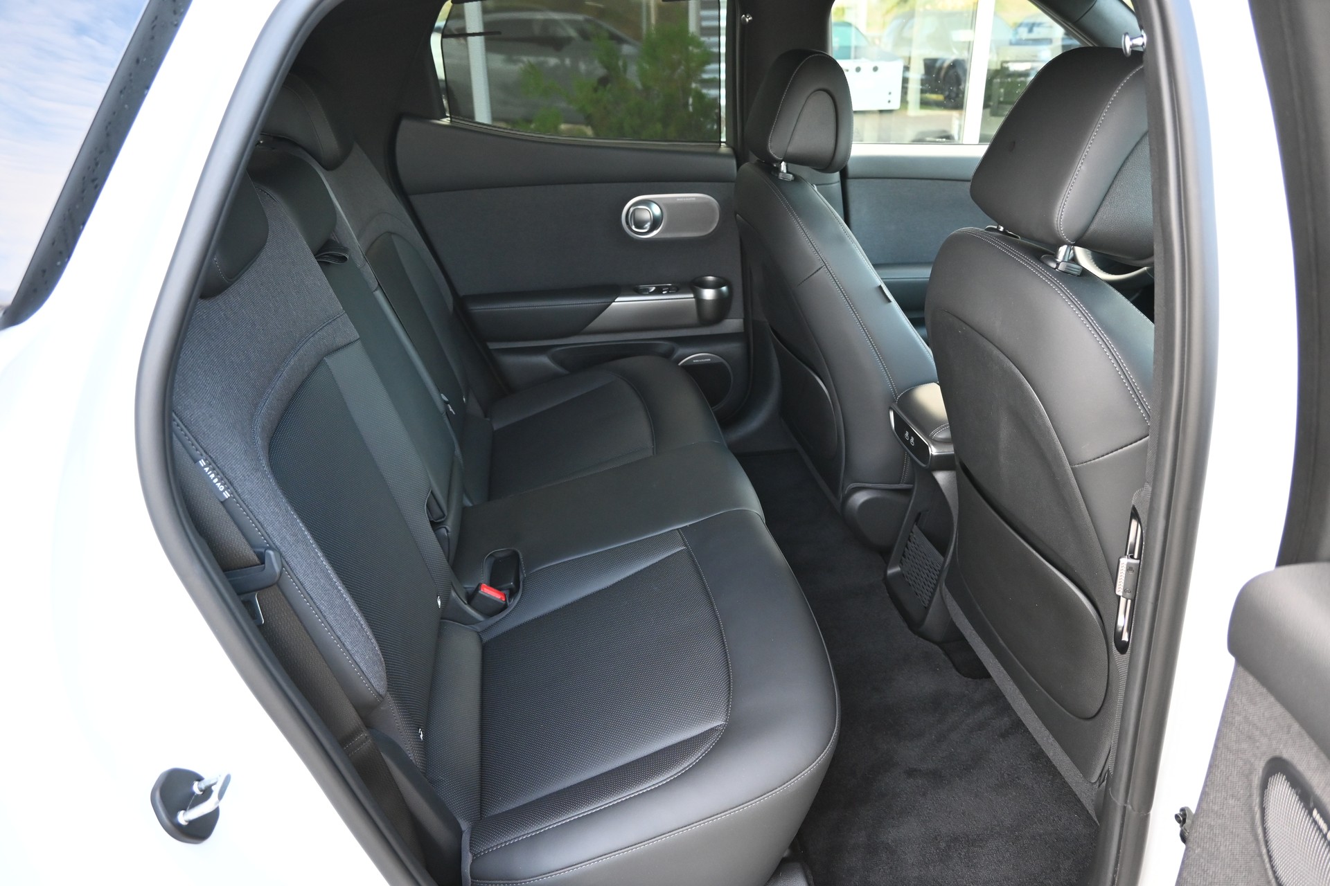 GENESIS GV60 77.4 kWh Sport AWD 4X4 318PS (CH Auto)-image-11