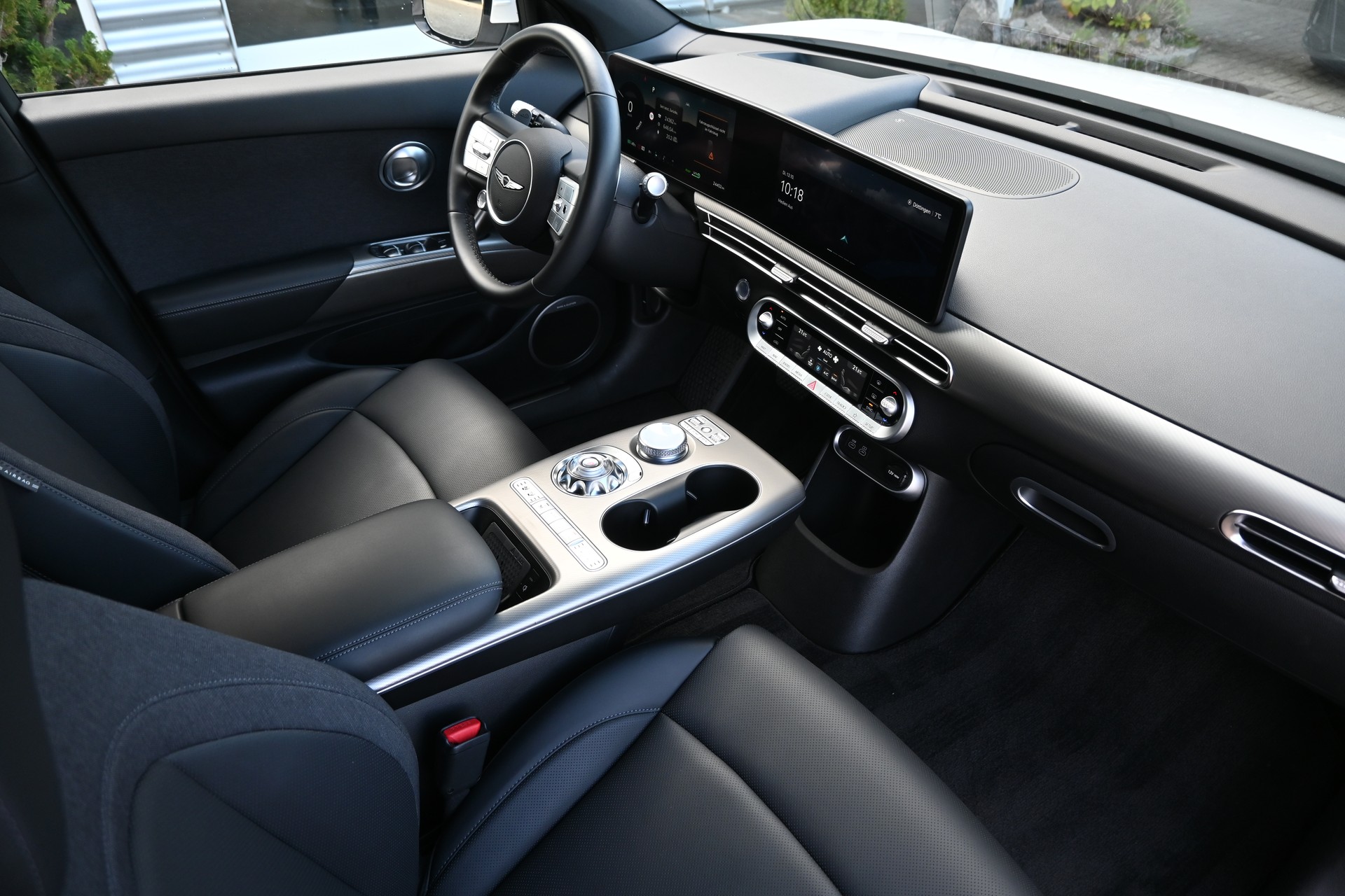 GENESIS GV60 77.4 kWh Sport AWD 4X4 318PS (CH Auto)-image-9