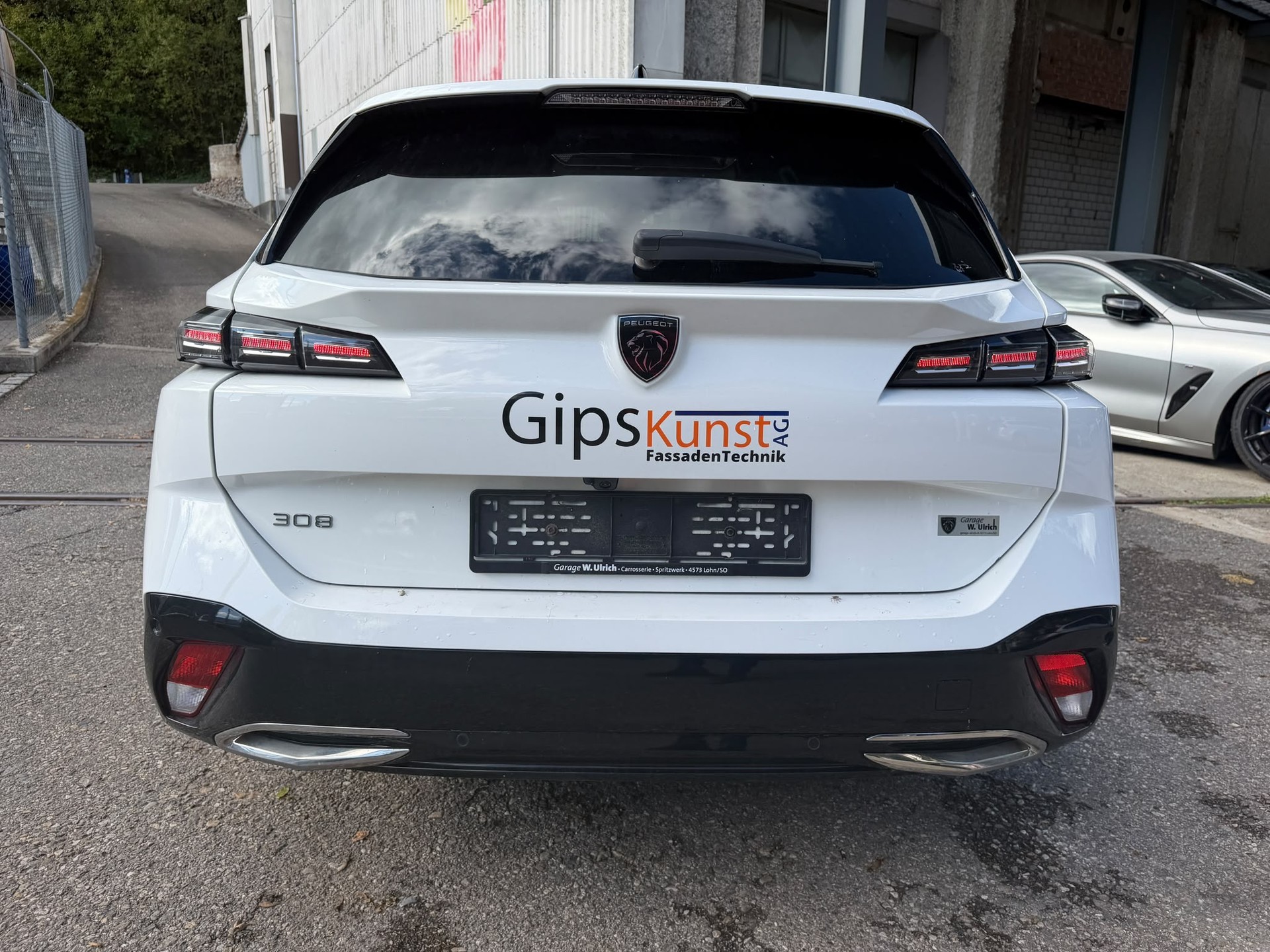 PEUGEOT 308 SW 1.2 Pure Tech Allure EAT8-image-4